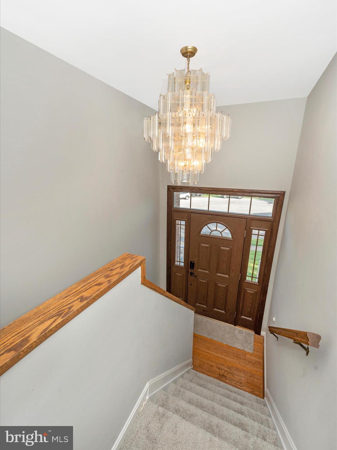 WHISPERING HILLS - Residential