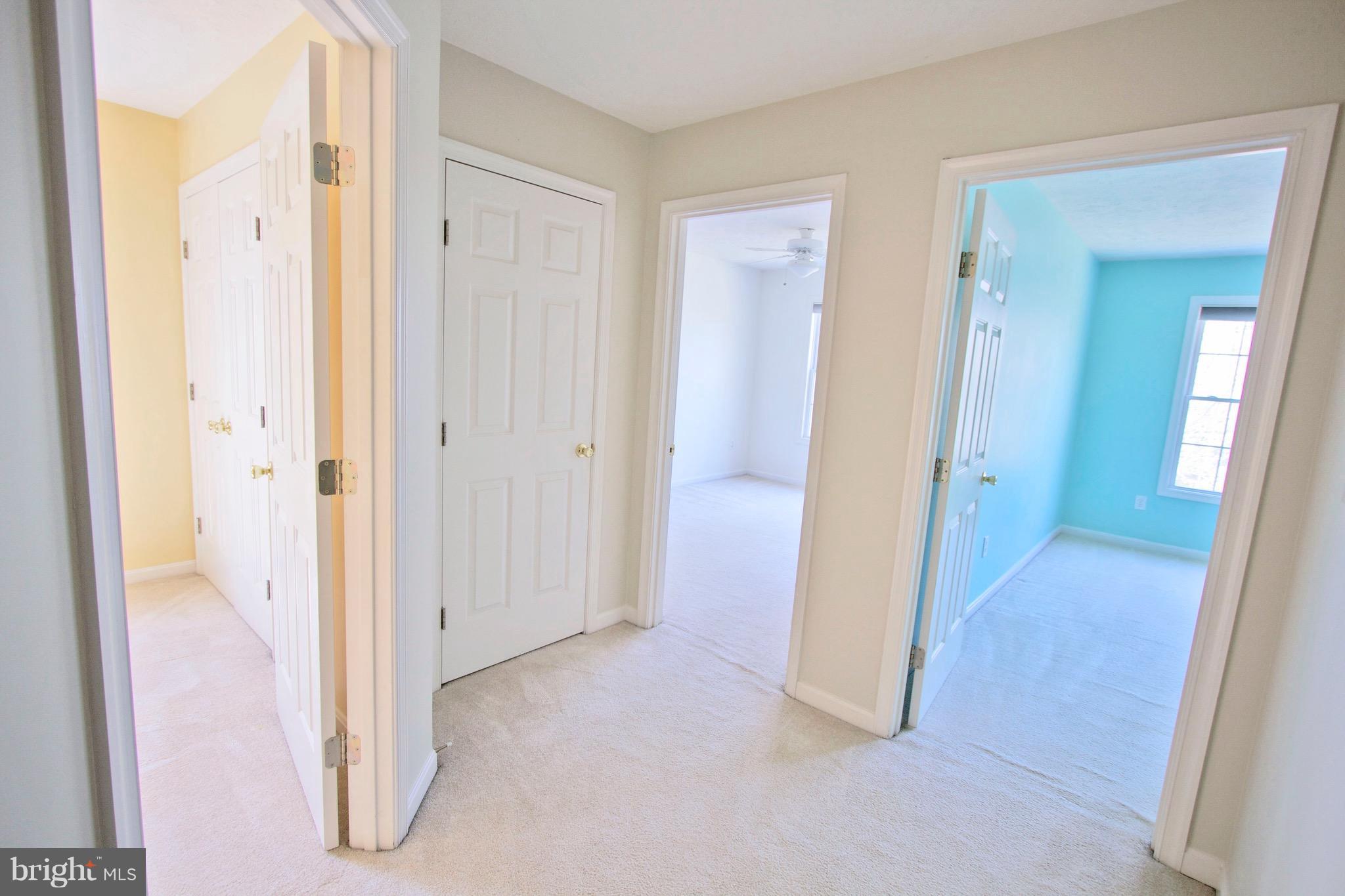 WHITEHALL - Residential