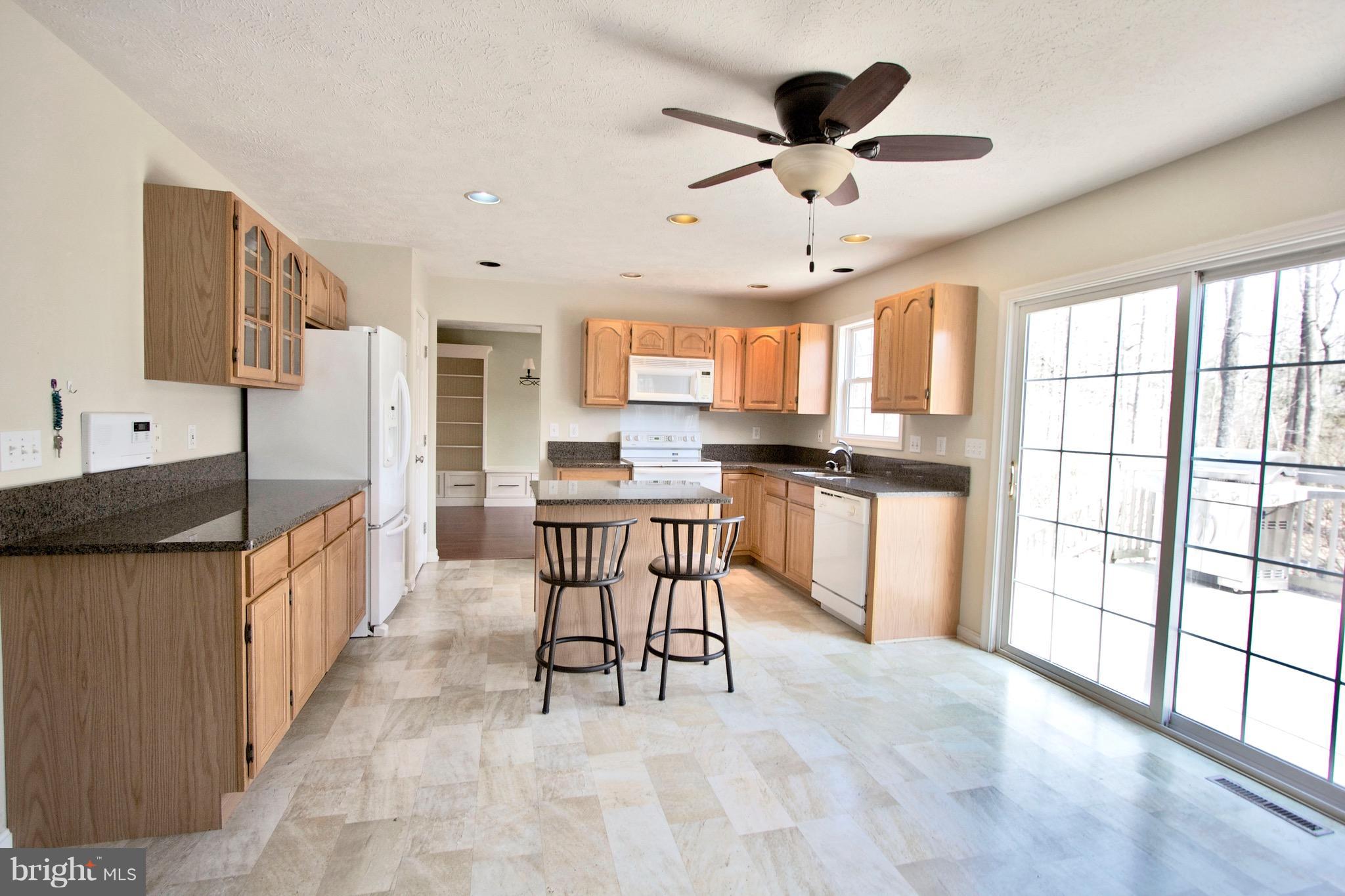 WHITEHALL - Residential