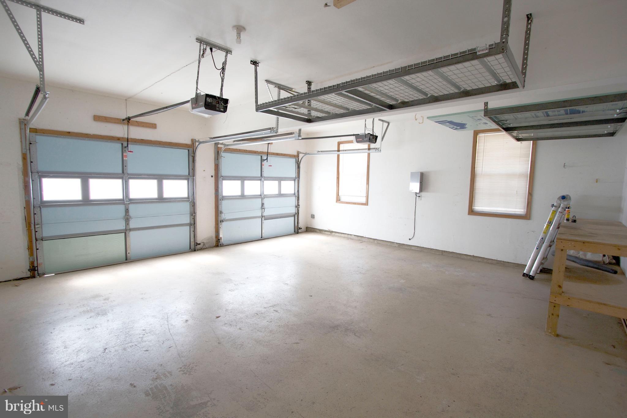 WHITEHALL - Residential