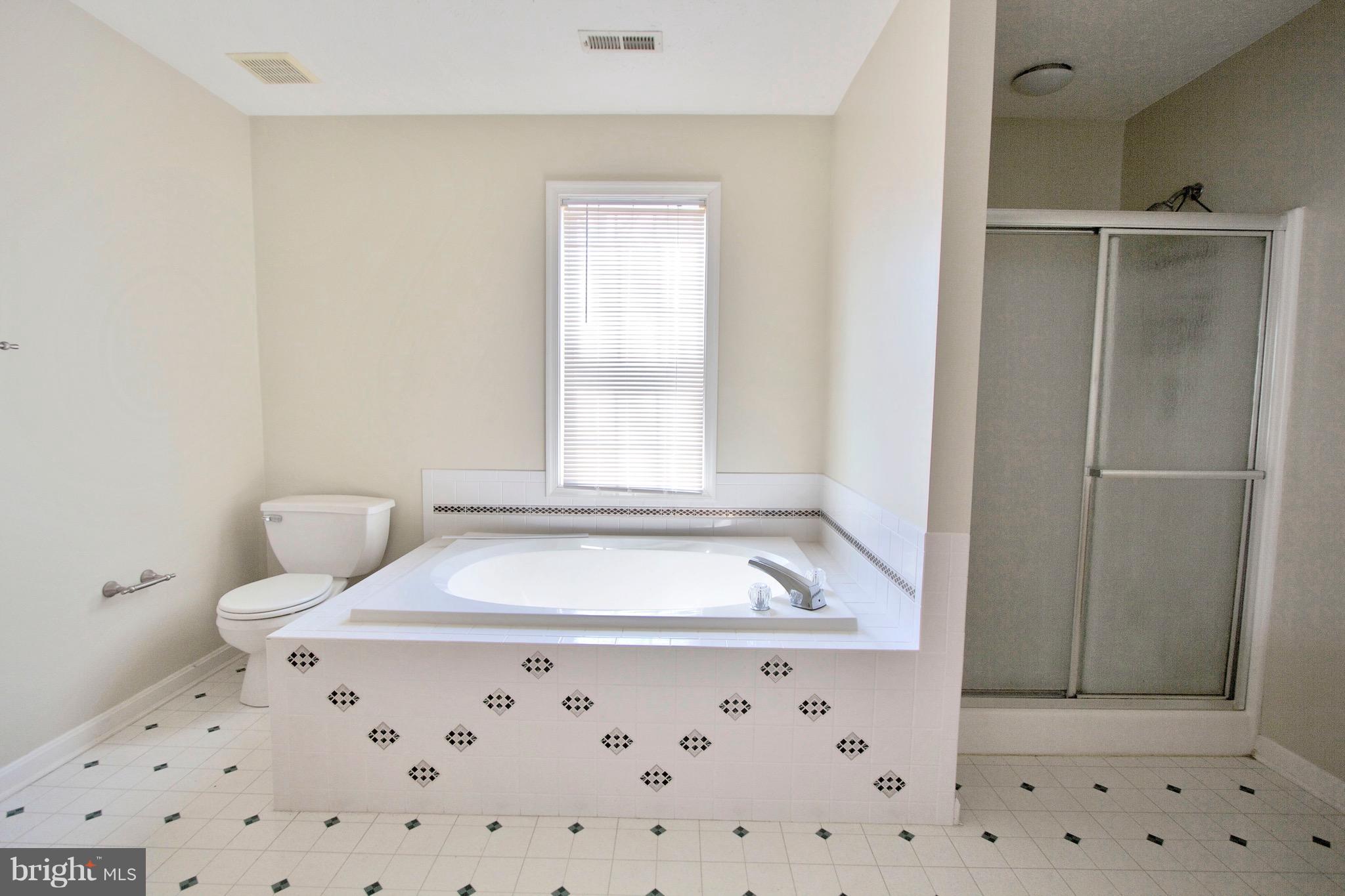 WHITEHALL - Residential