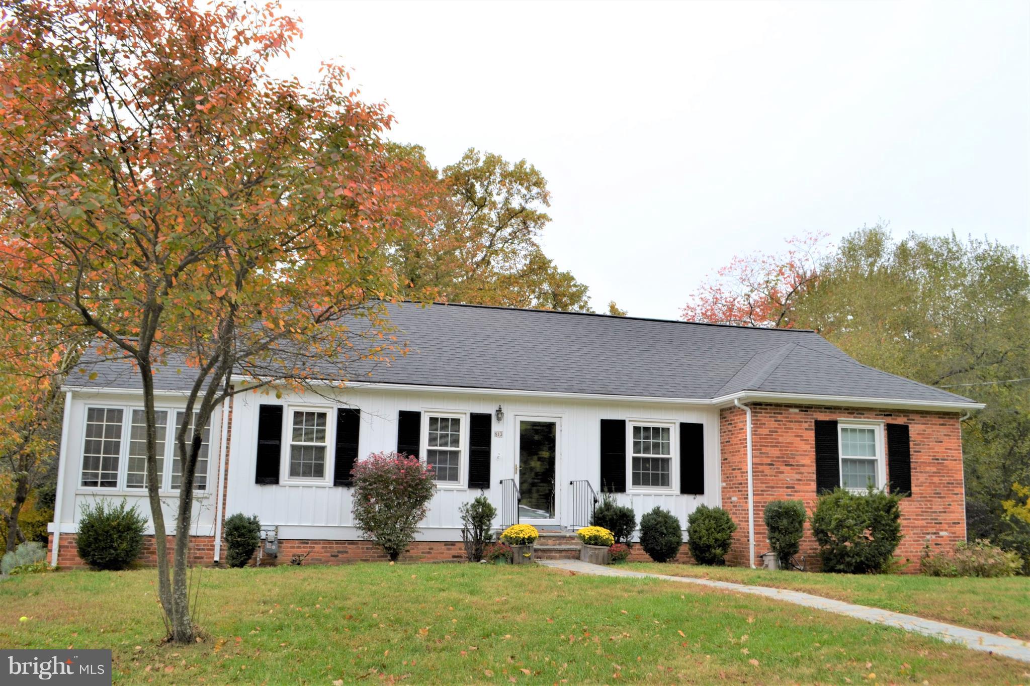 PARK RIDGE - Residential Lease