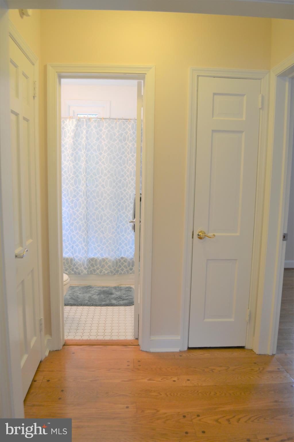 PARK RIDGE - Residential Lease