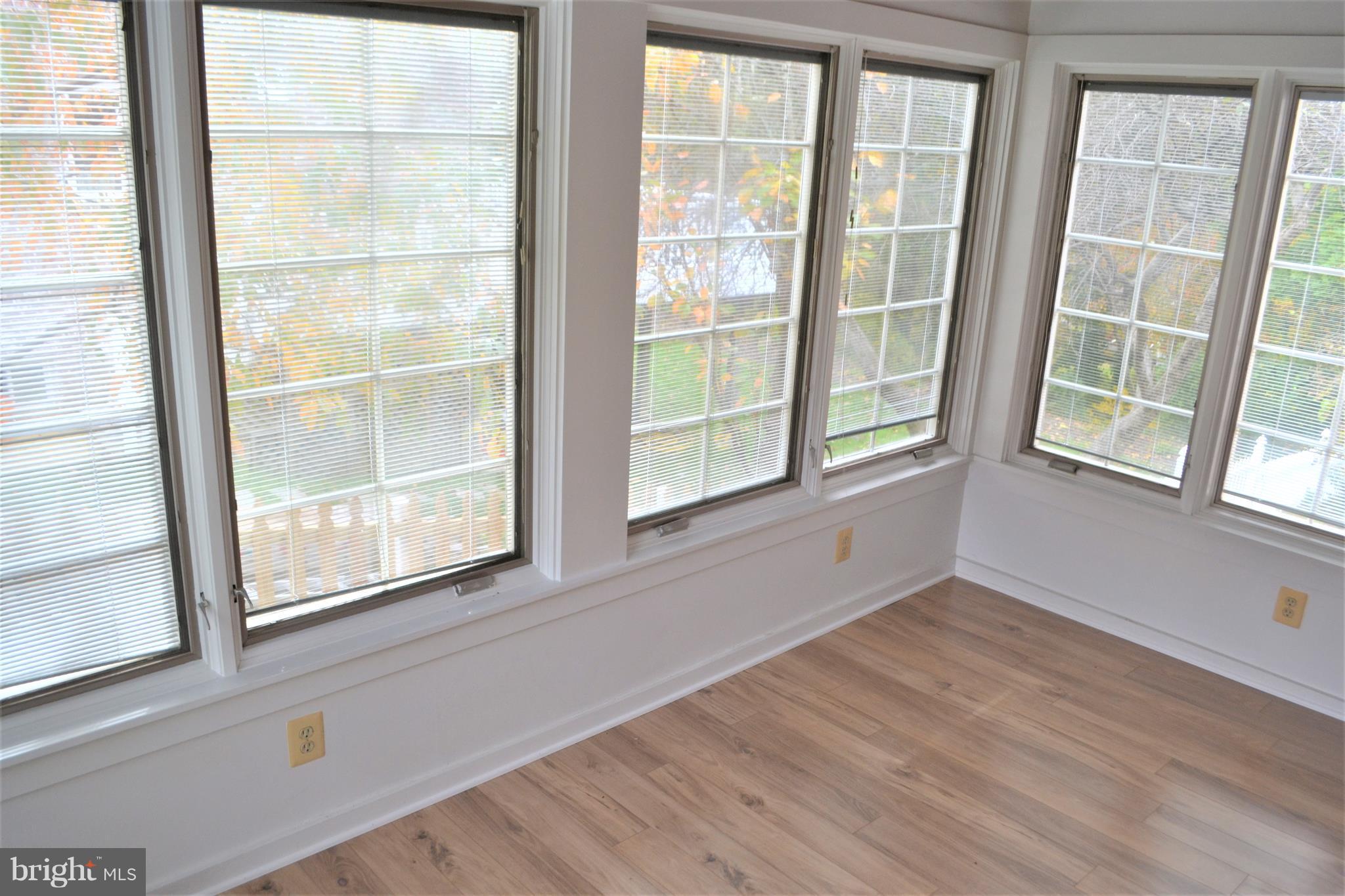 PARK RIDGE - Residential Lease