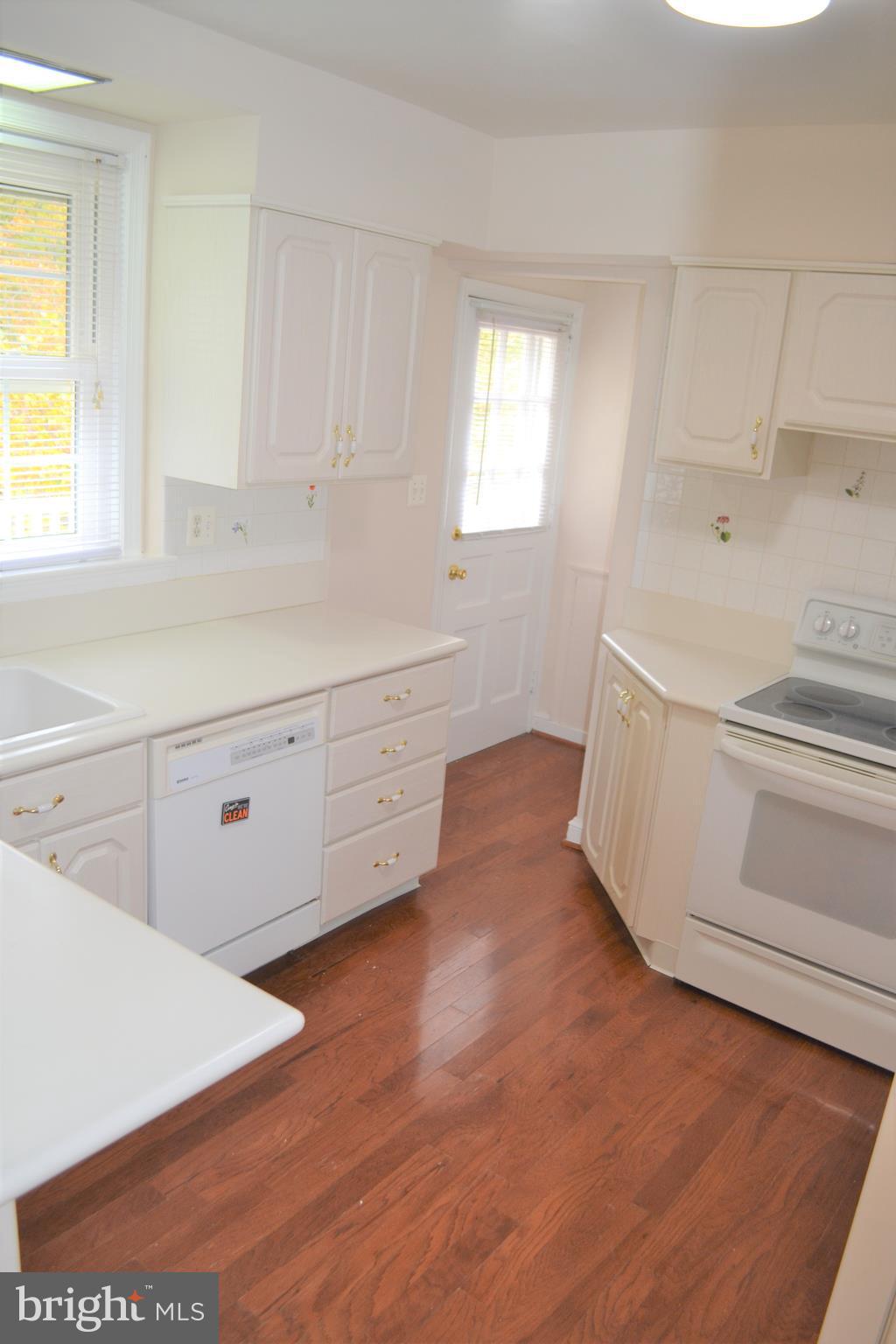 PARK RIDGE - Residential Lease