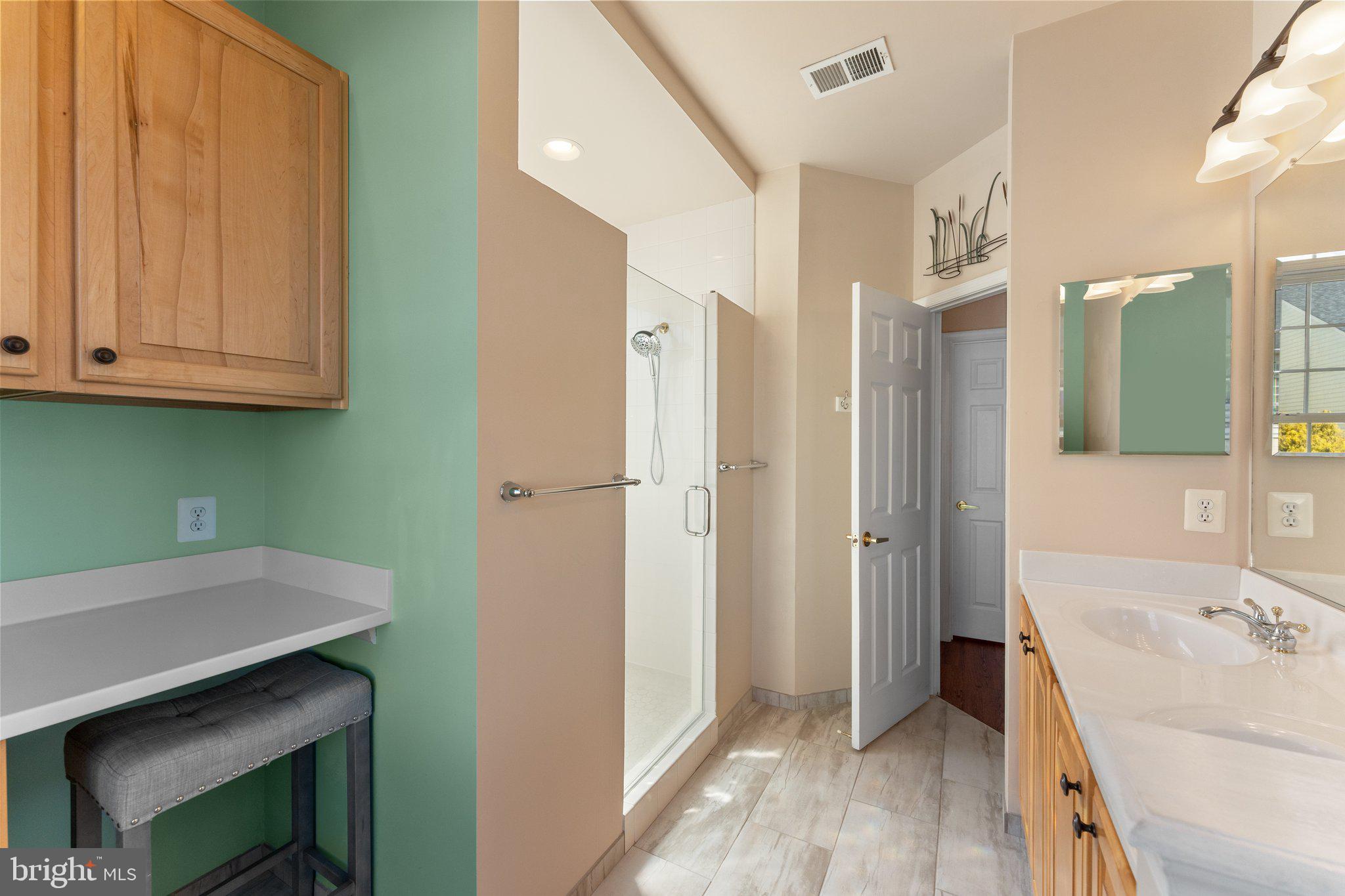 VIRGINIA HERITAGE AT LEE'S PARK - Residential