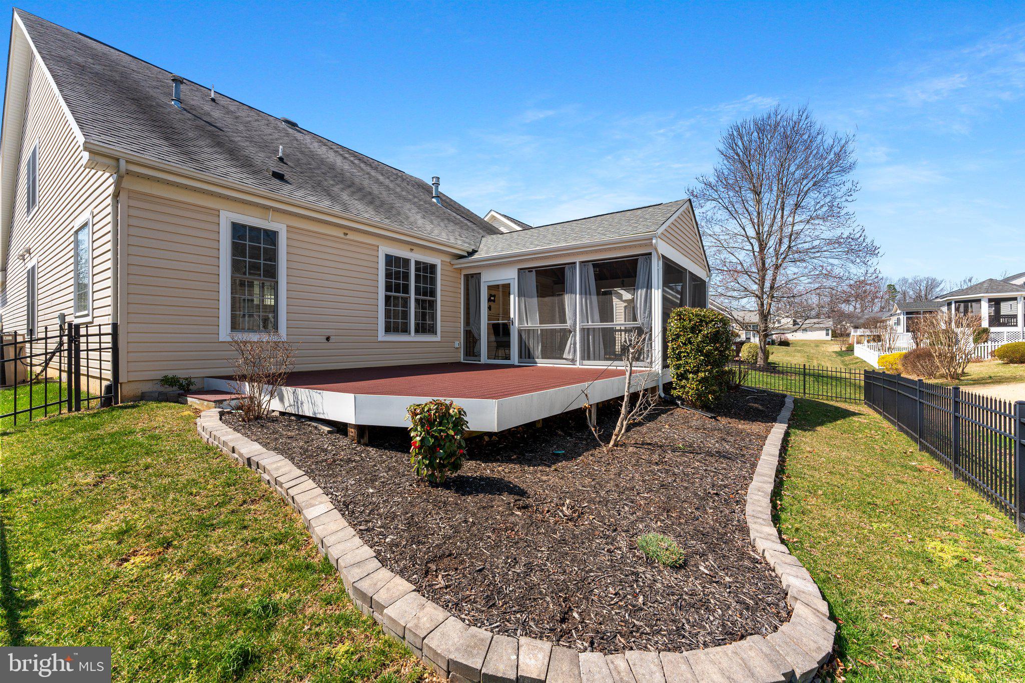 VIRGINIA HERITAGE AT LEE'S PARK - Residential