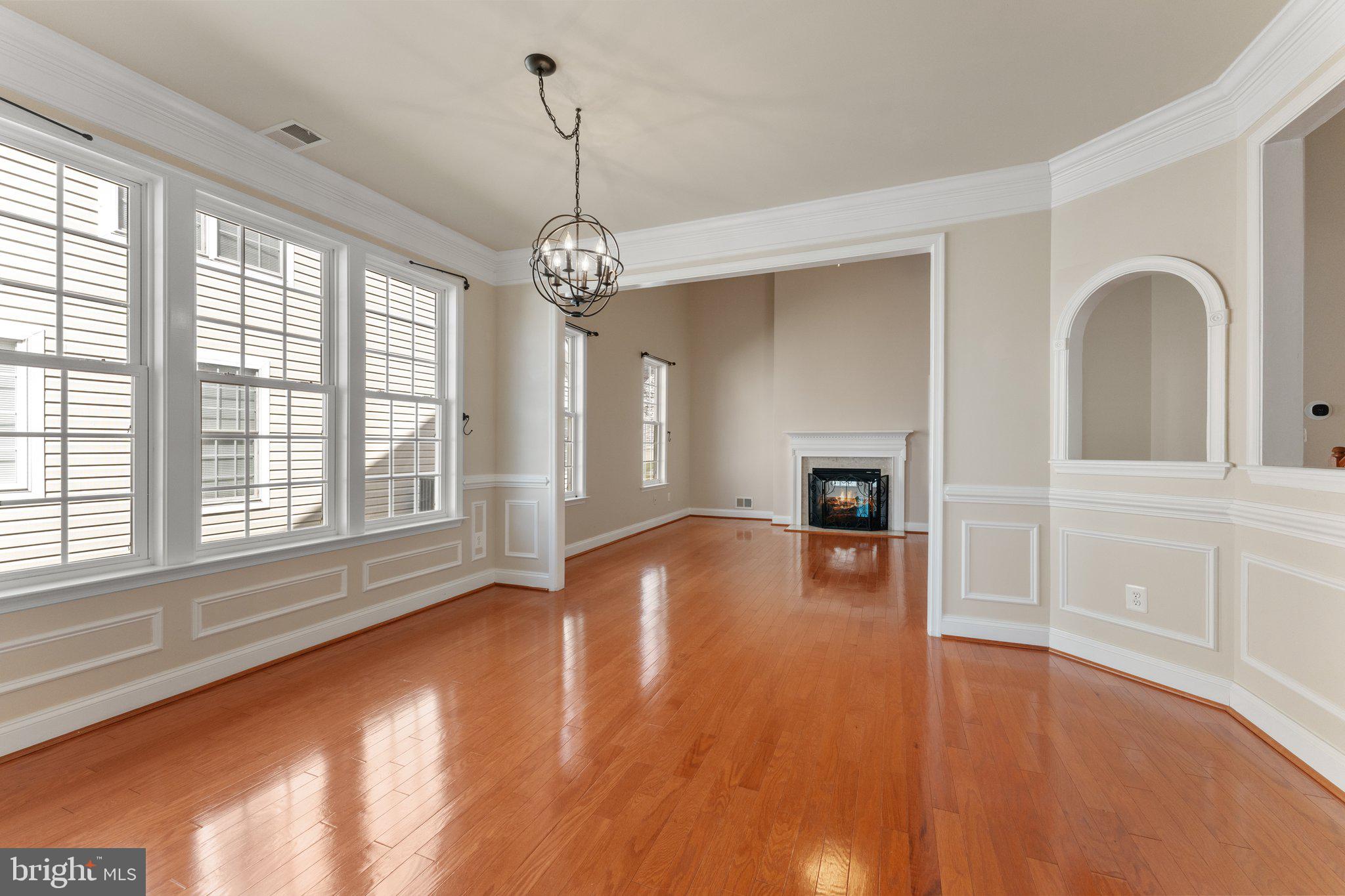 VIRGINIA HERITAGE AT LEE'S PARK - Residential