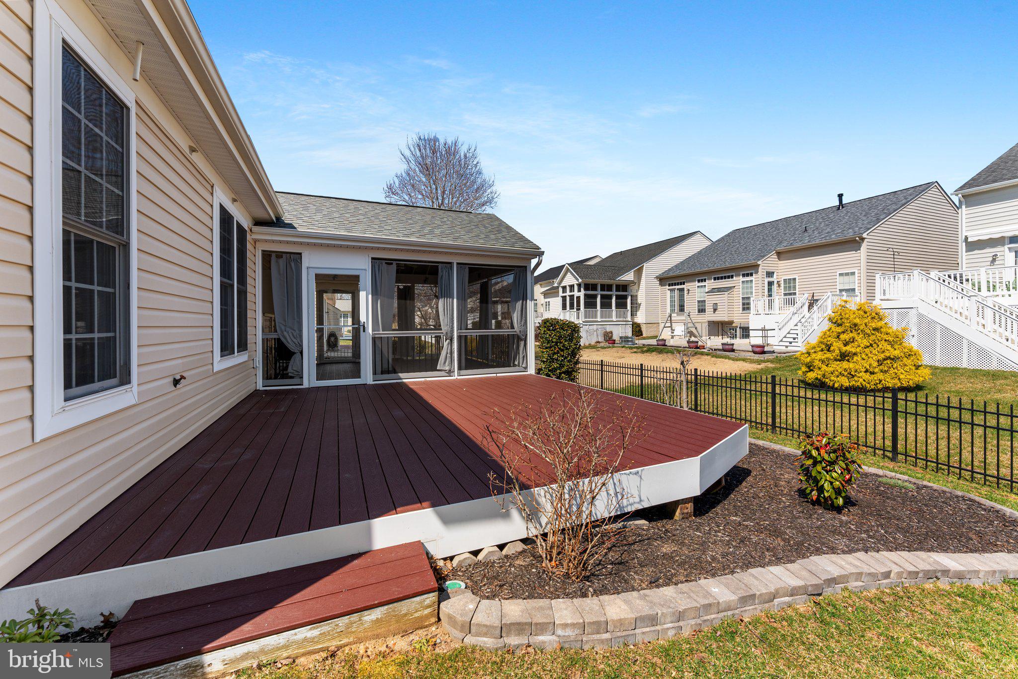 VIRGINIA HERITAGE AT LEE'S PARK - Residential