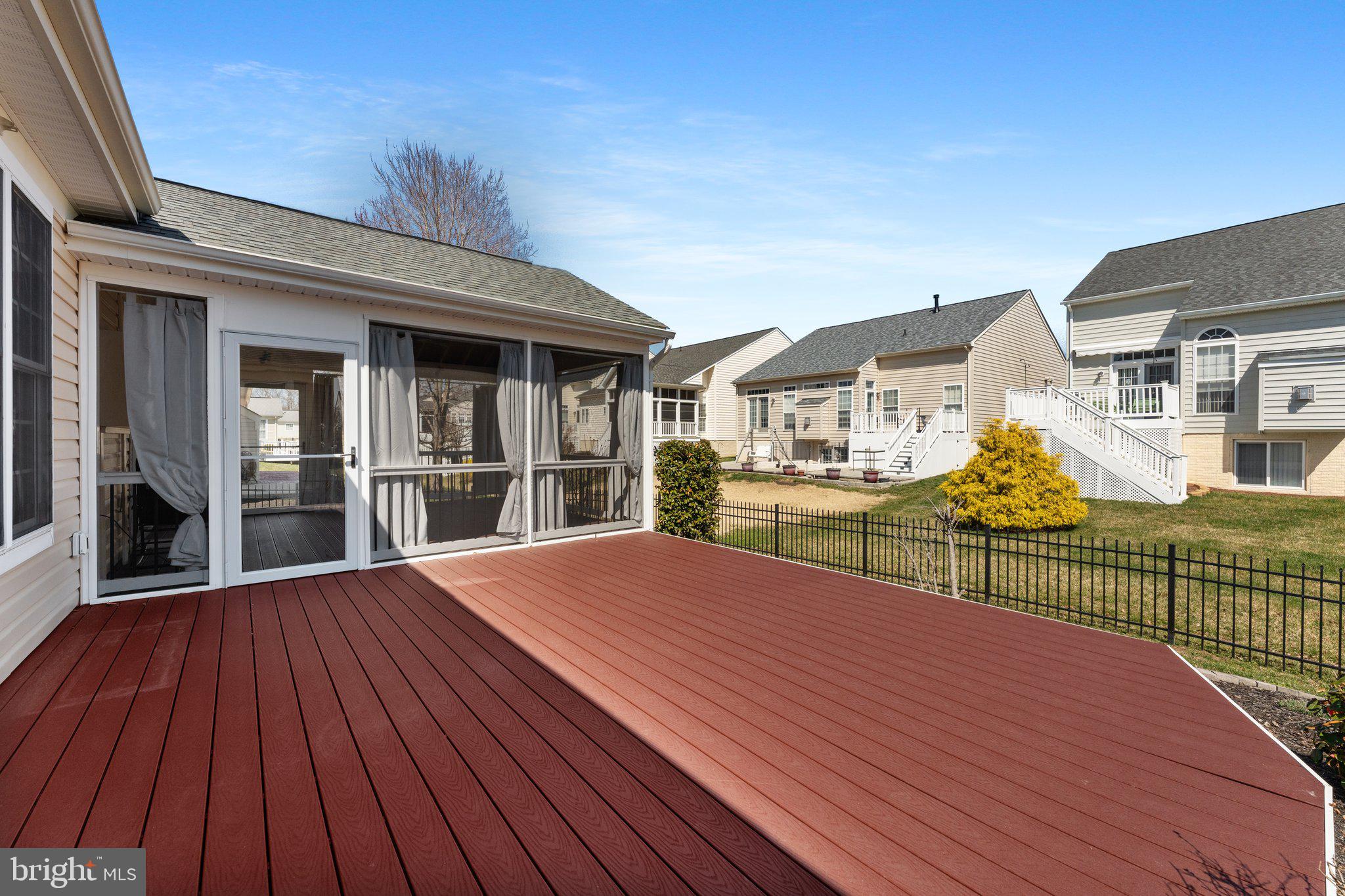 VIRGINIA HERITAGE AT LEE'S PARK - Residential