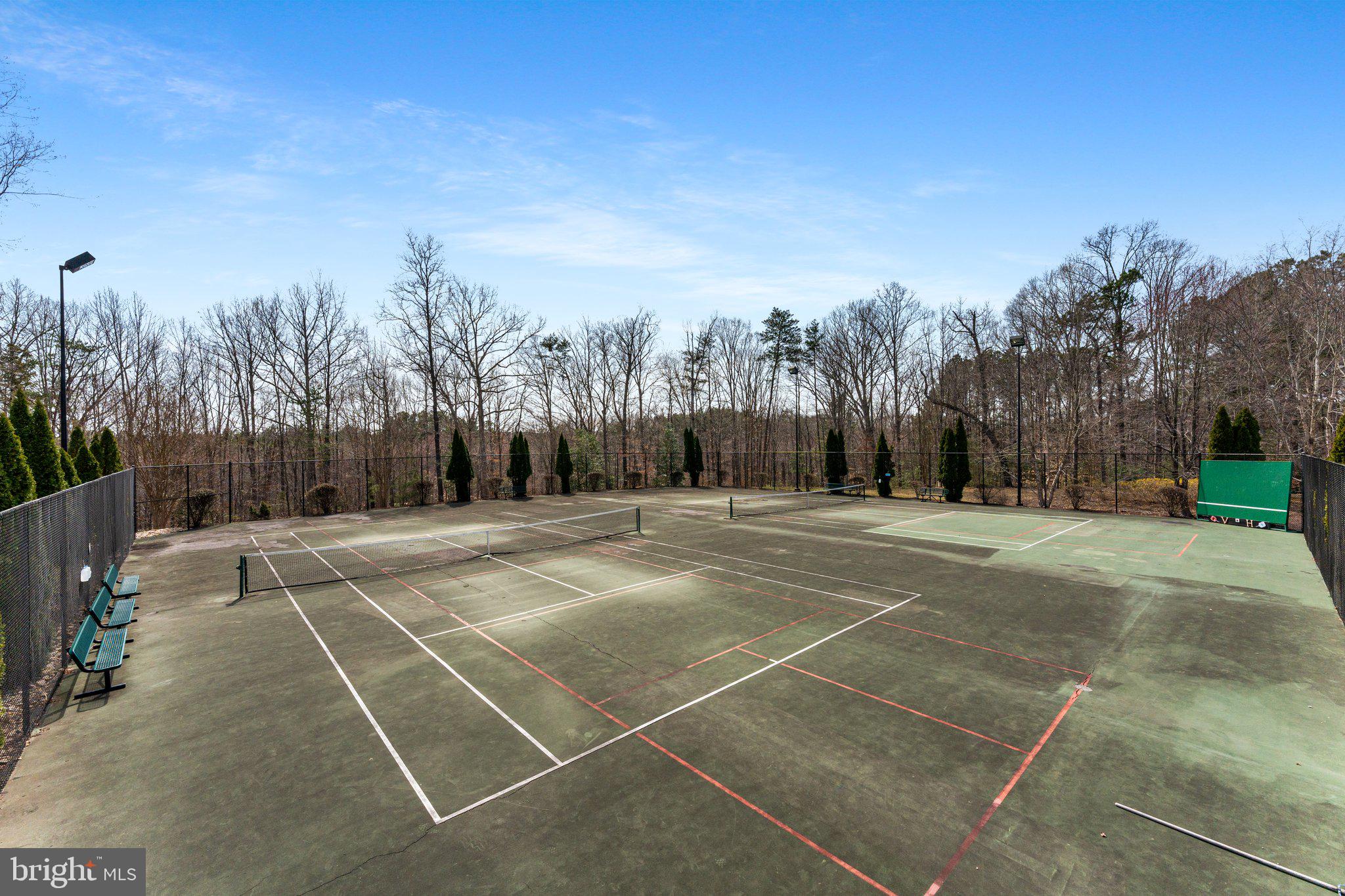 VIRGINIA HERITAGE AT LEE'S PARK - Residential