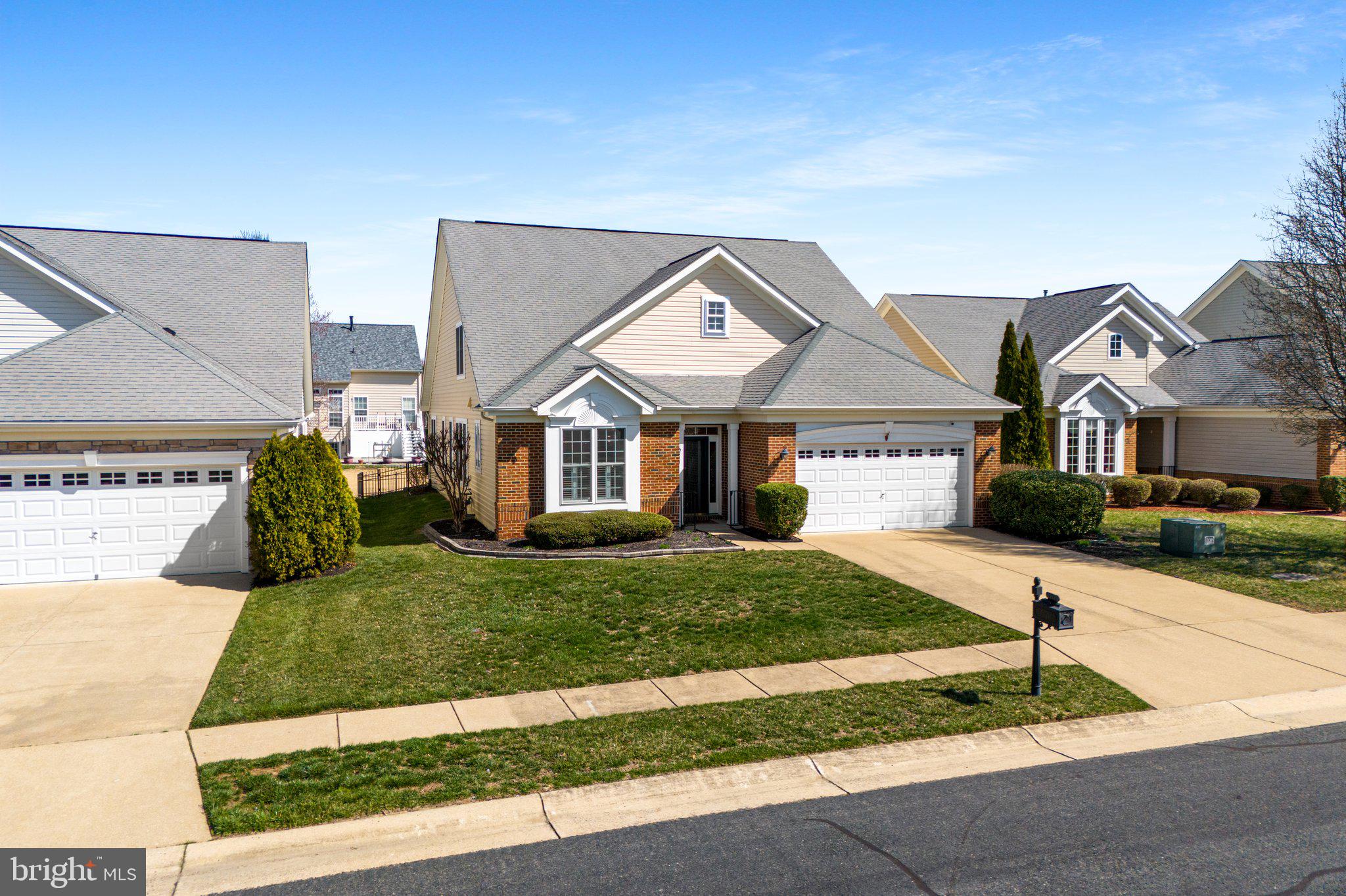 VIRGINIA HERITAGE AT LEE'S PARK - Residential