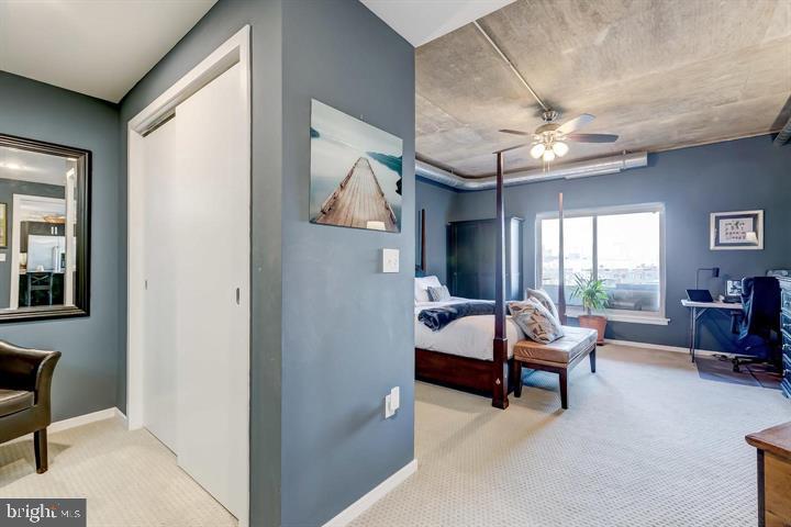 LOCUST POINT - Residential