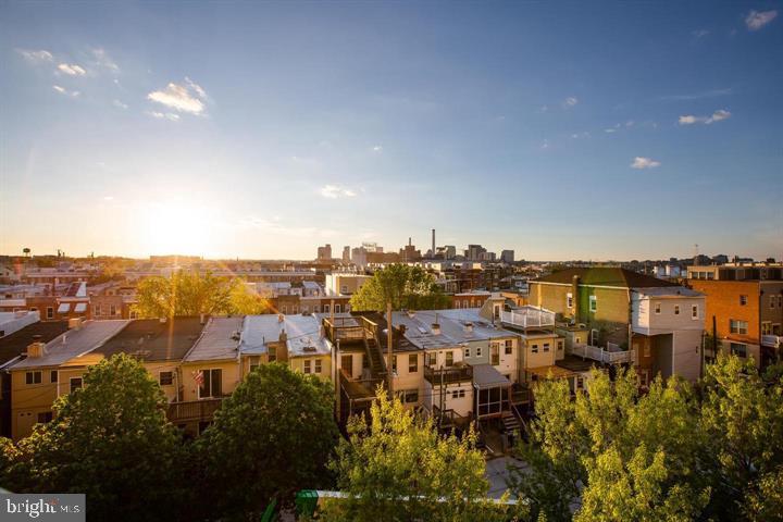 LOCUST POINT - Residential