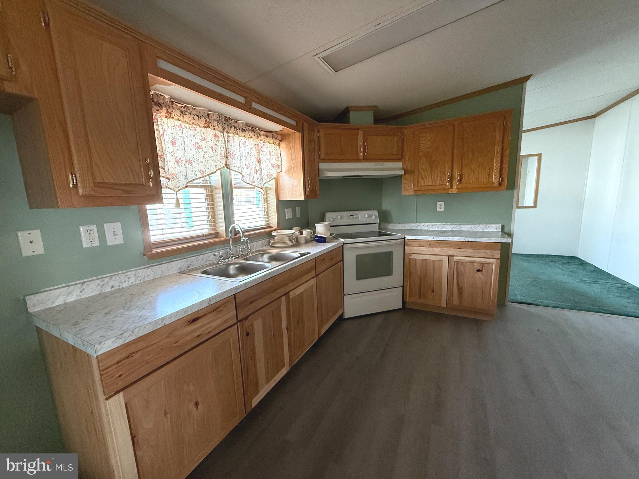 SHADOWSTONE VILLAGE - Residential