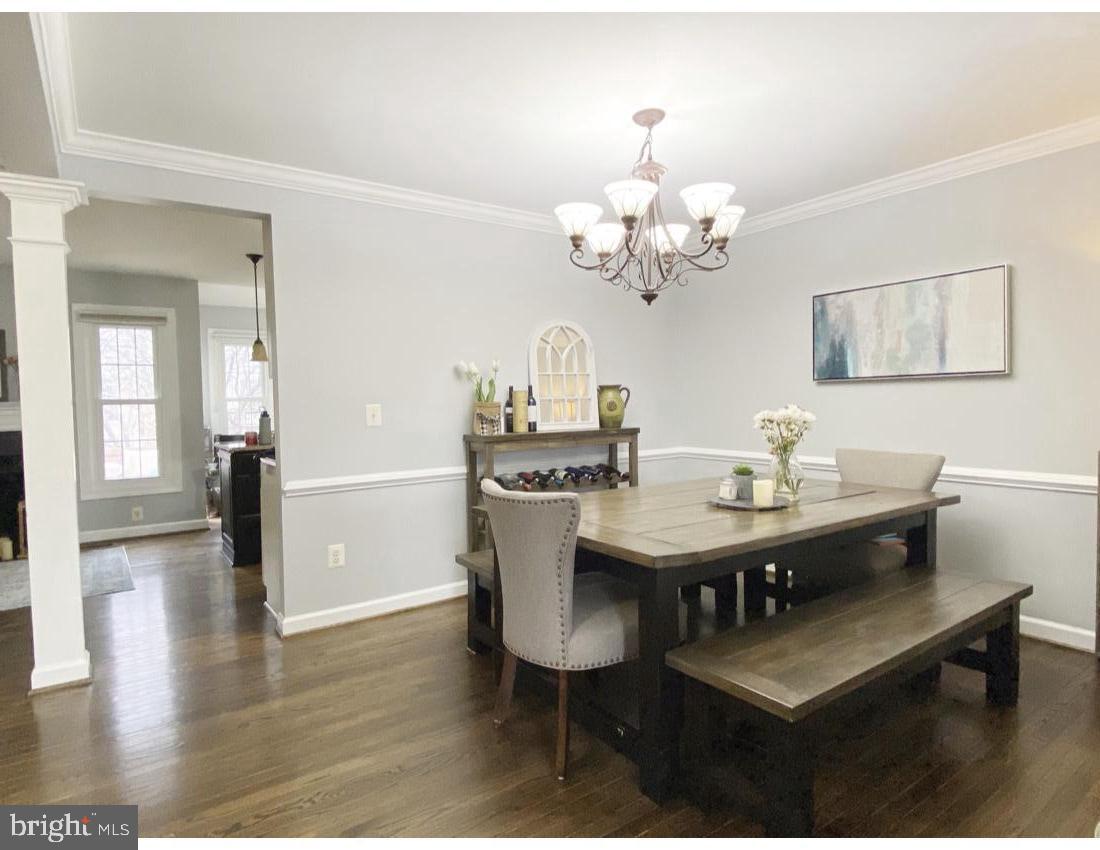 7404 HEATHERFIELD LANE