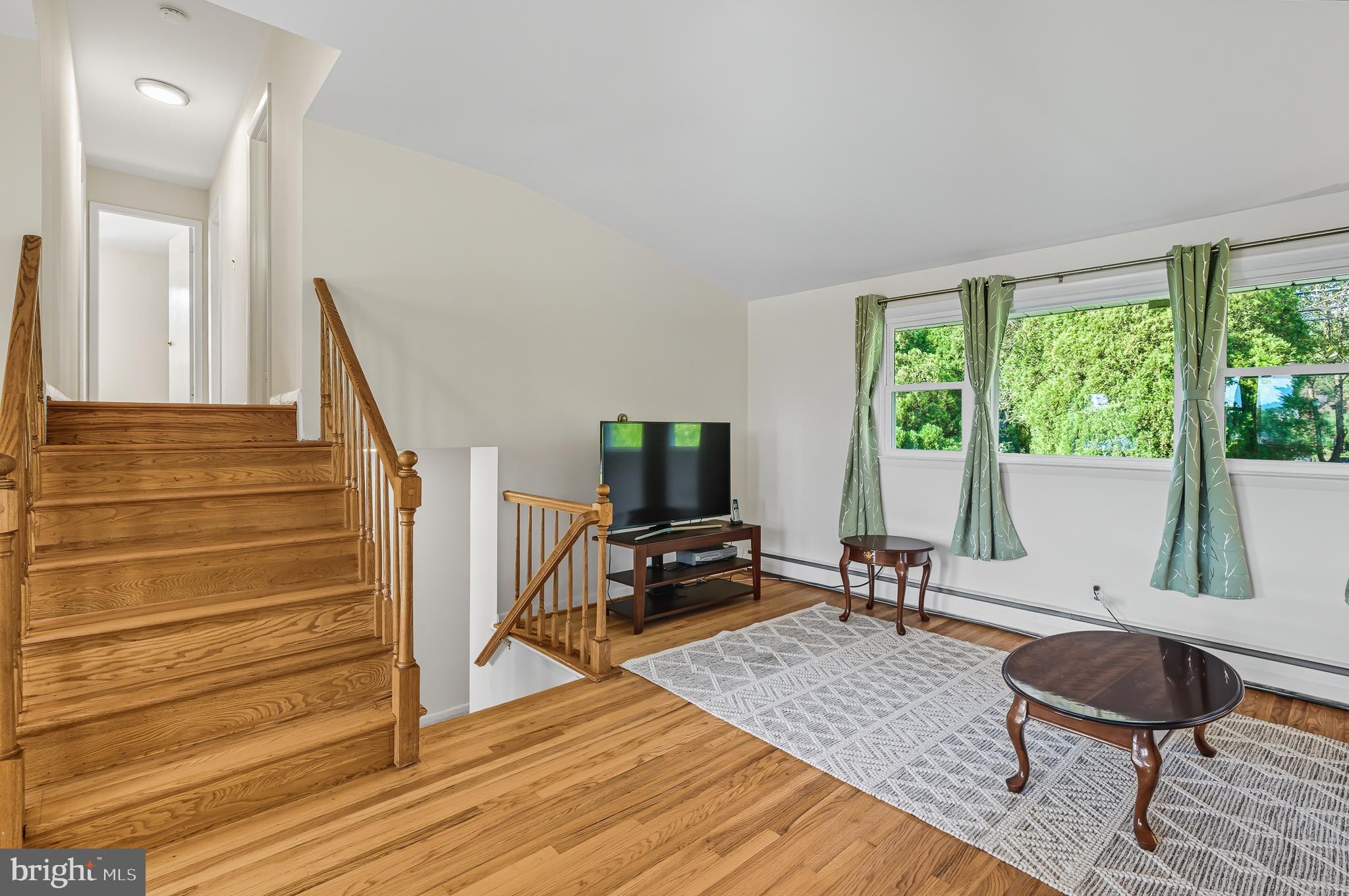 SUBURBAN GREENS - Residential