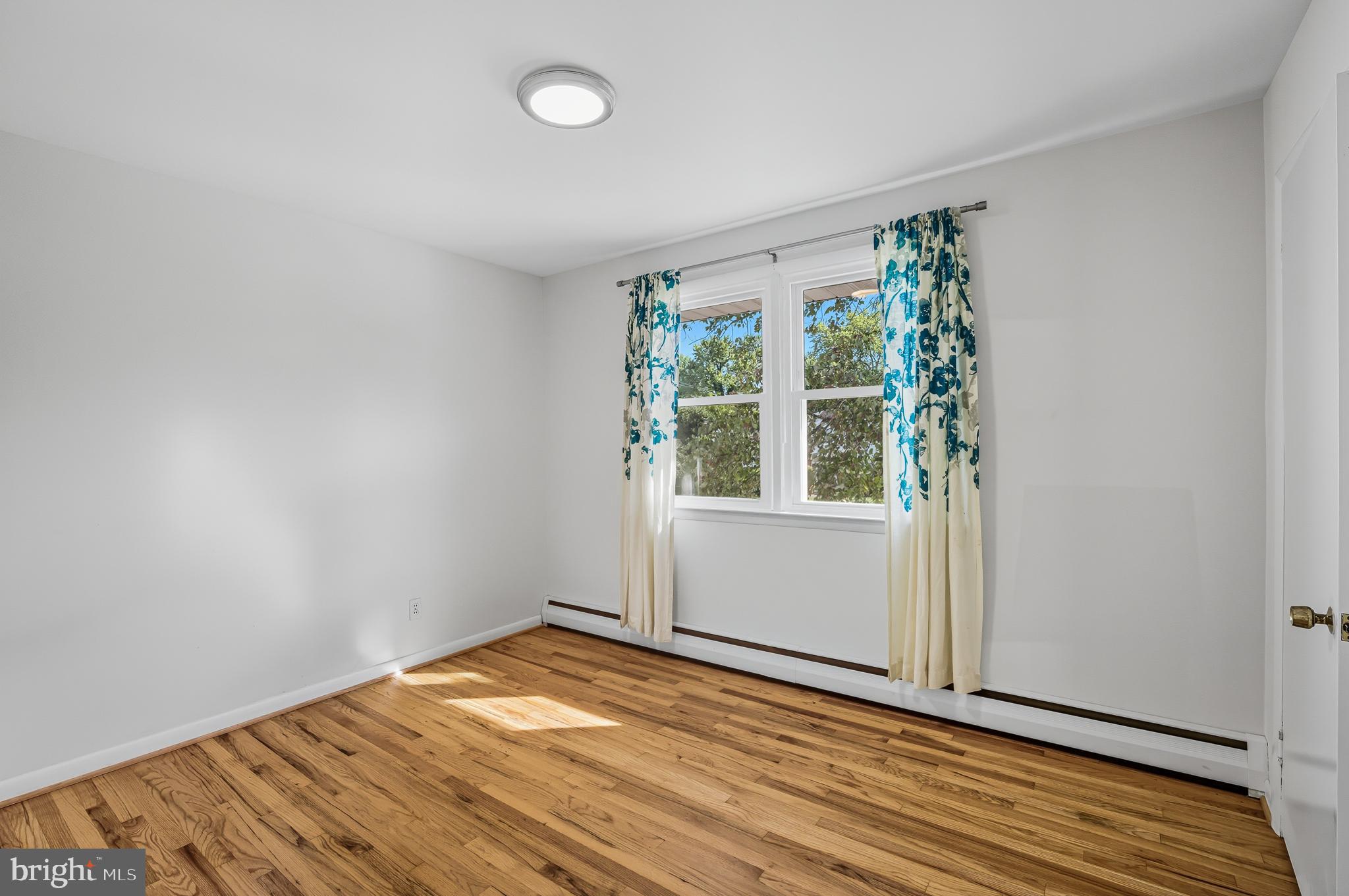 SUBURBAN GREENS - Residential