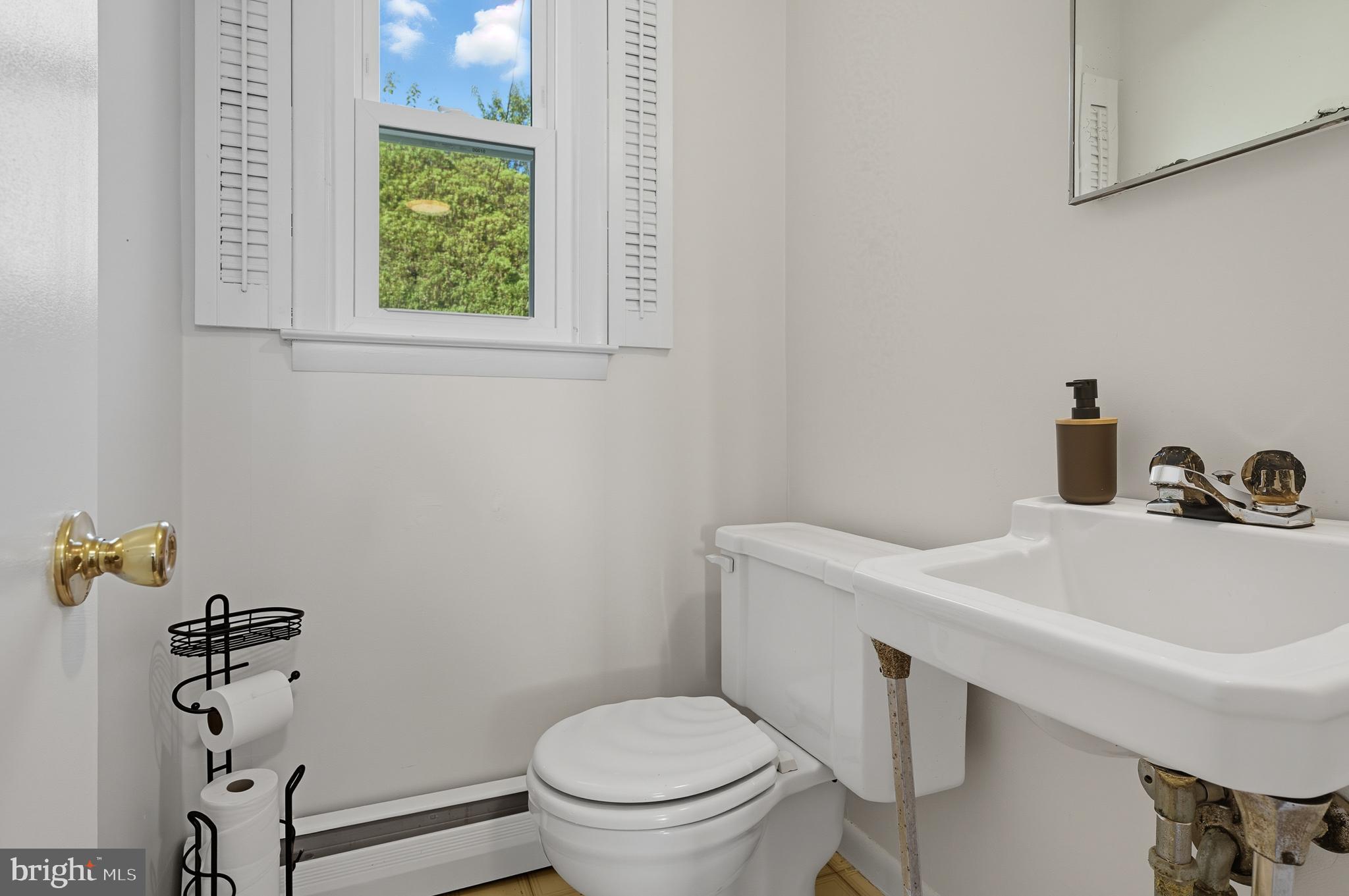 SUBURBAN GREENS - Residential