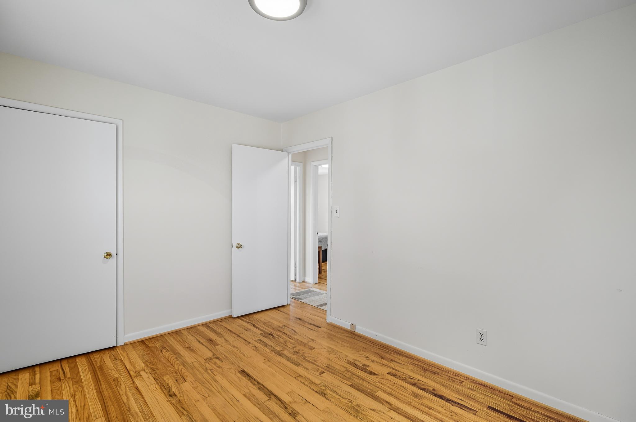 SUBURBAN GREENS - Residential