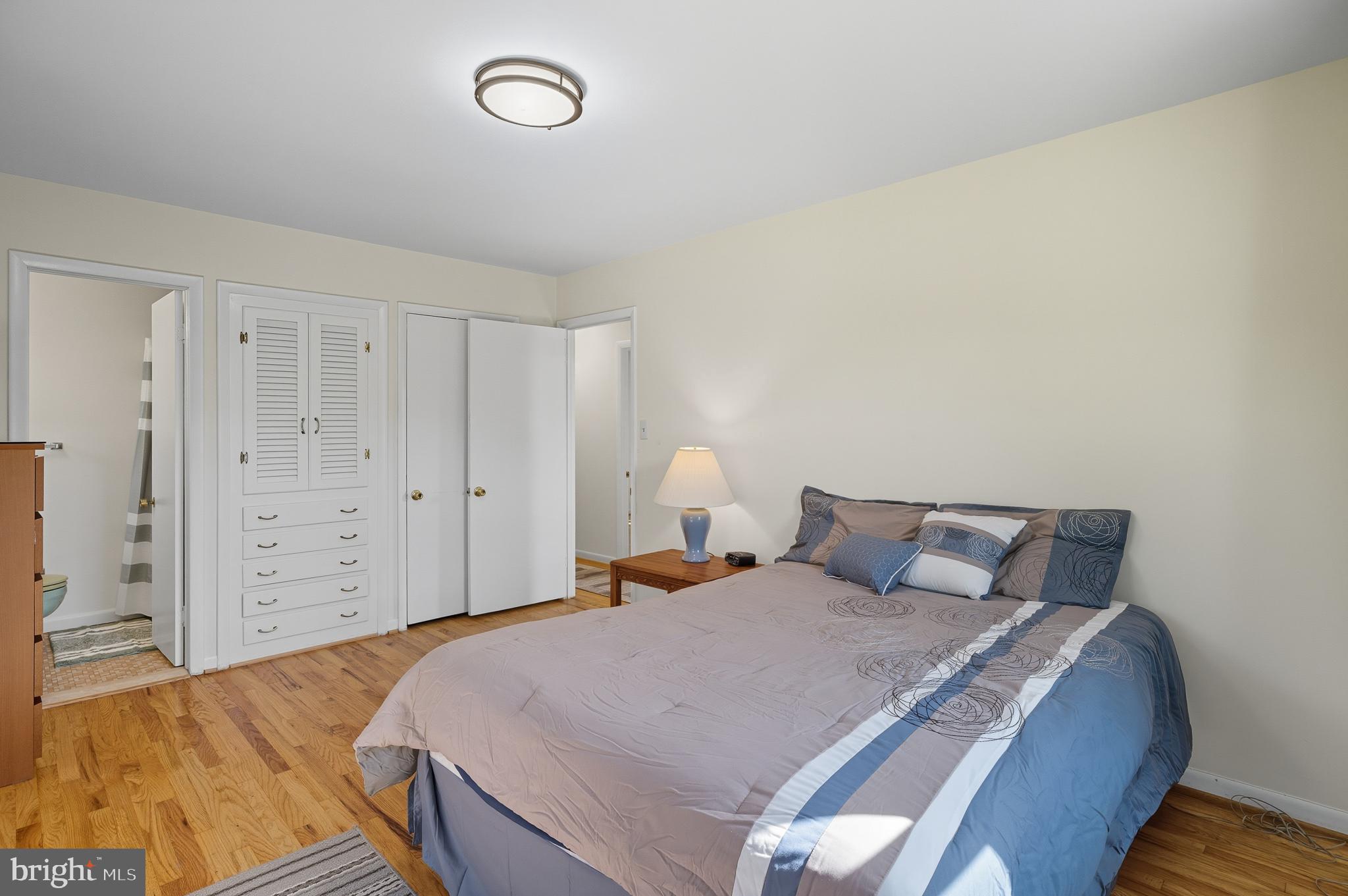 SUBURBAN GREENS - Residential