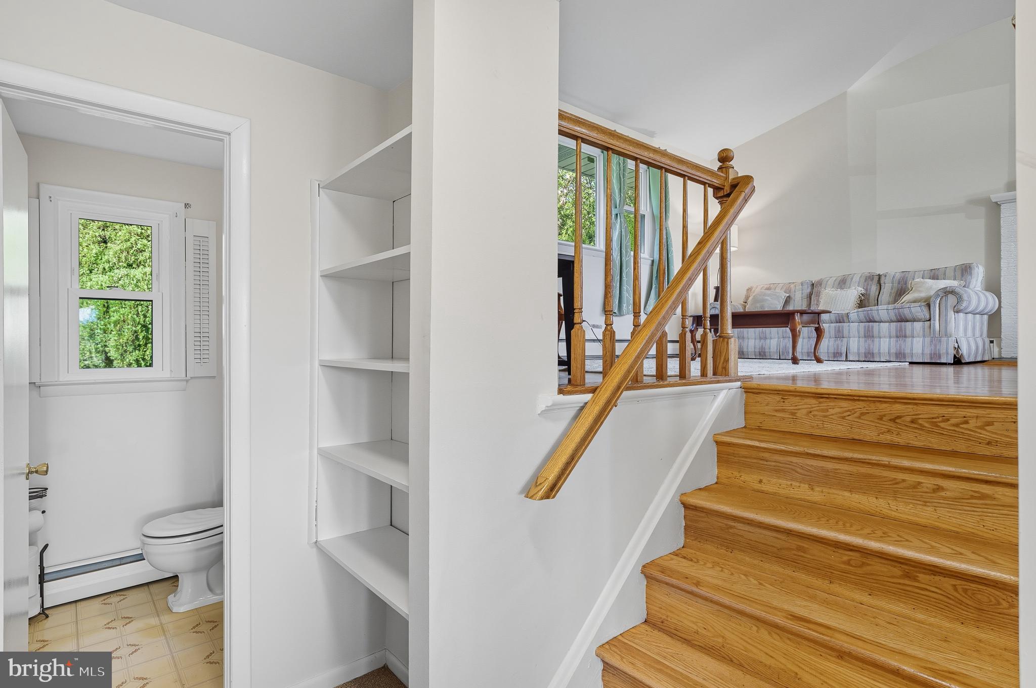 SUBURBAN GREENS - Residential