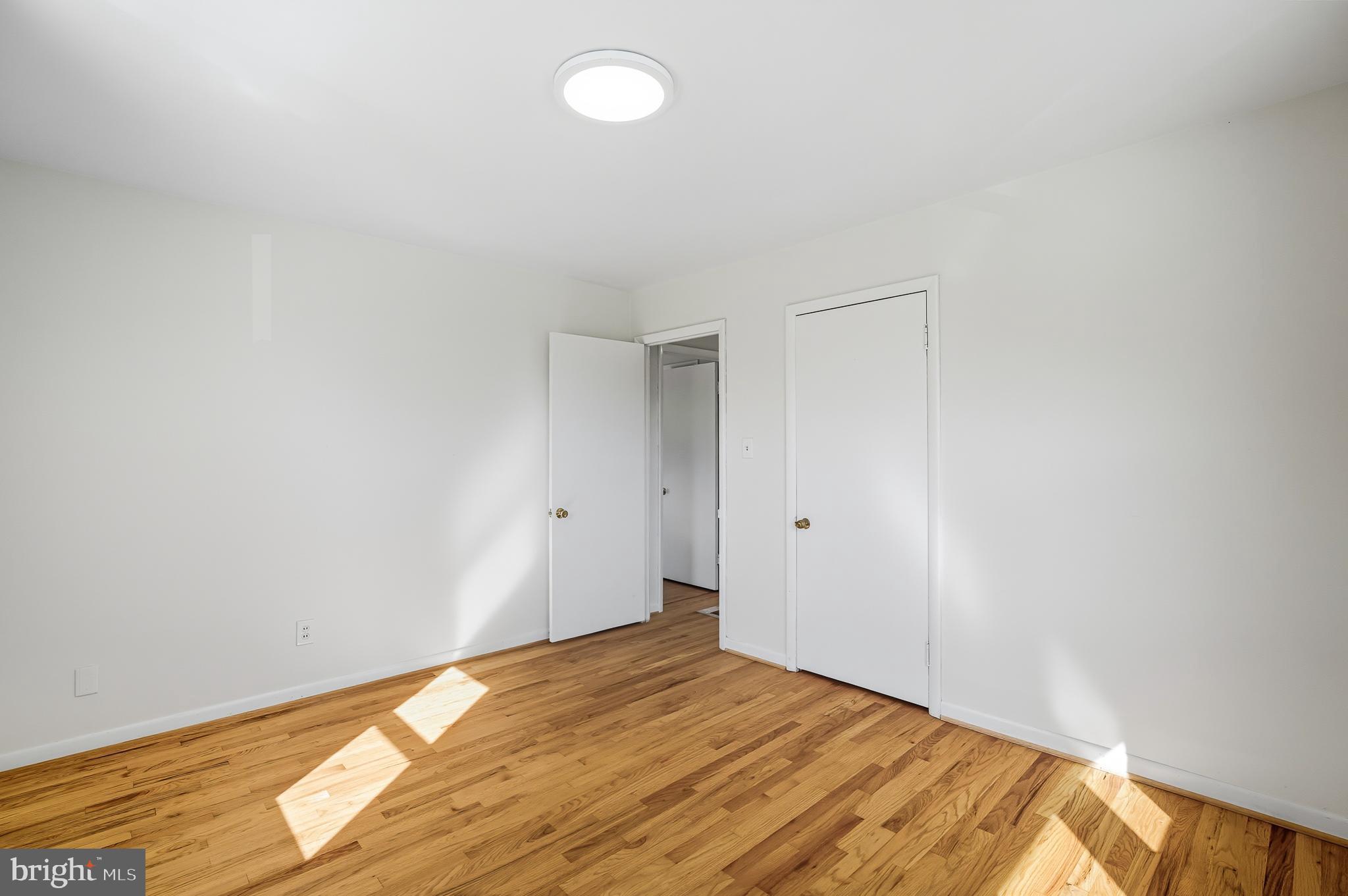 SUBURBAN GREENS - Residential