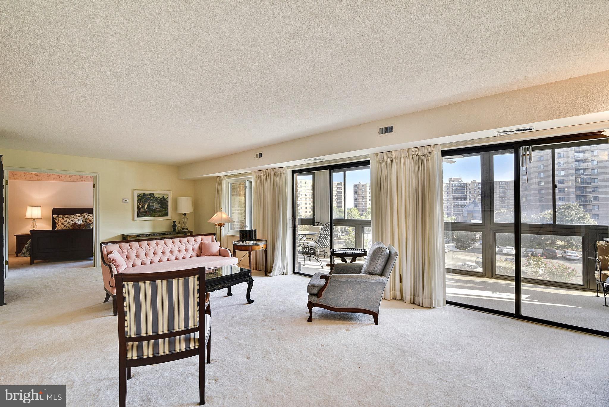 ROTONDA - Residential