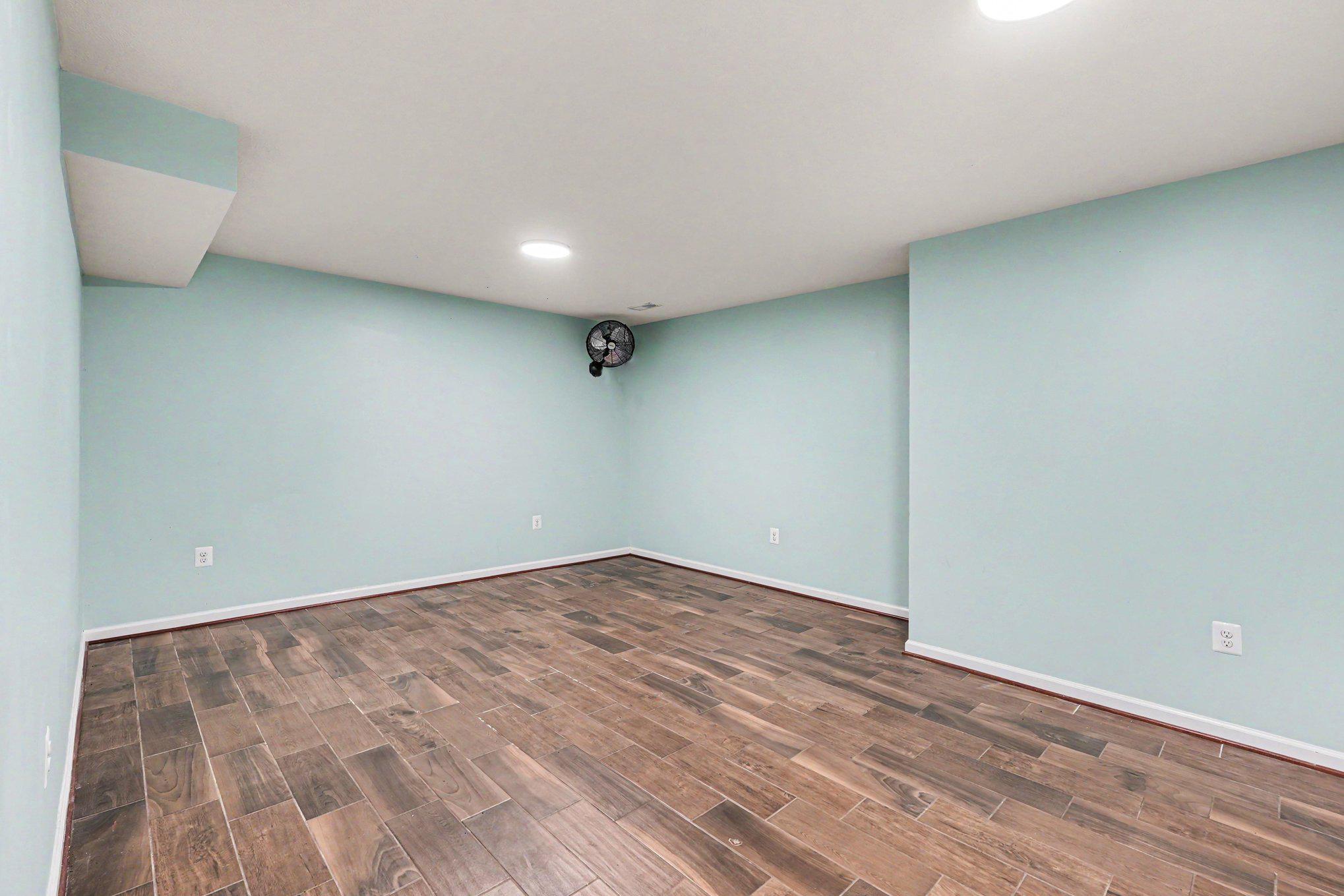 STAFFORD ESTATES - Residential