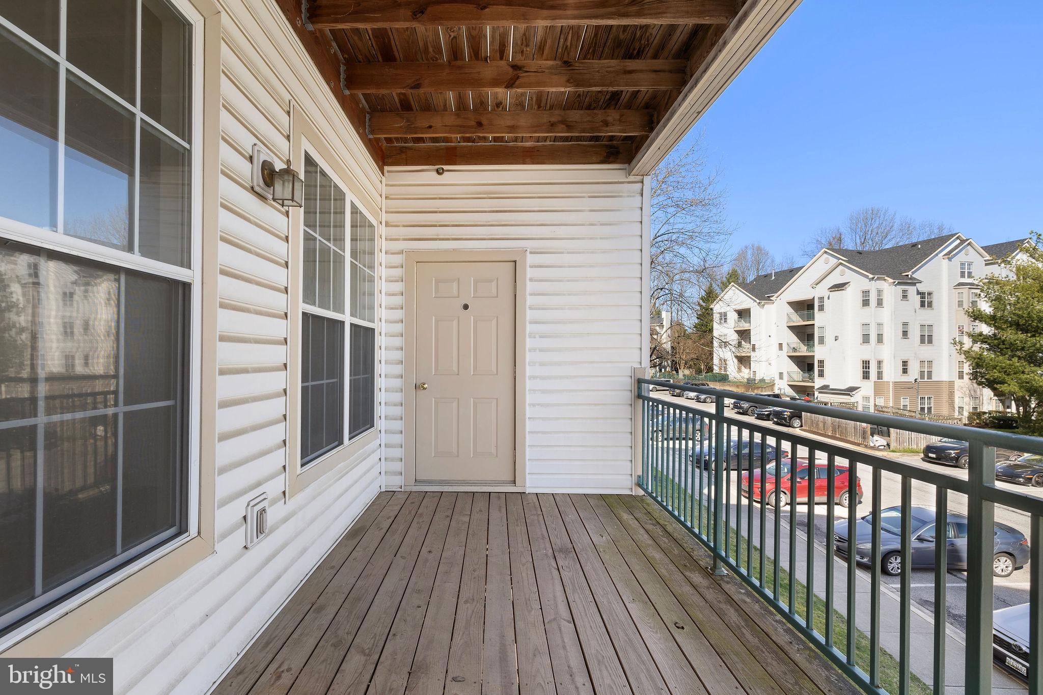 WOODLAND LAKE CONDO - Residential