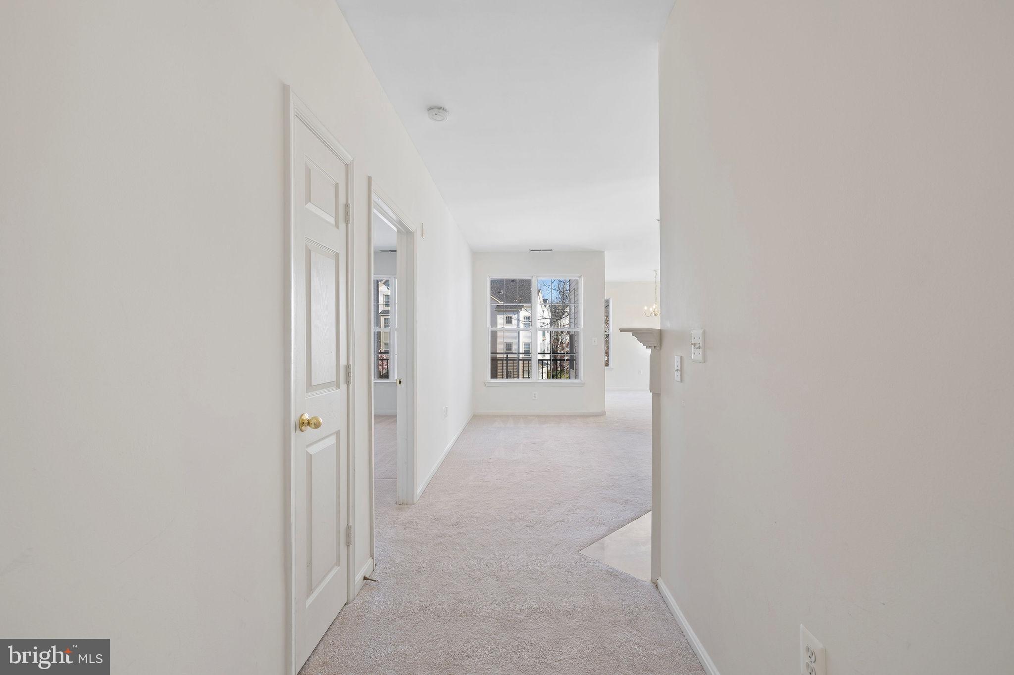 WOODLAND LAKE CONDO - Residential