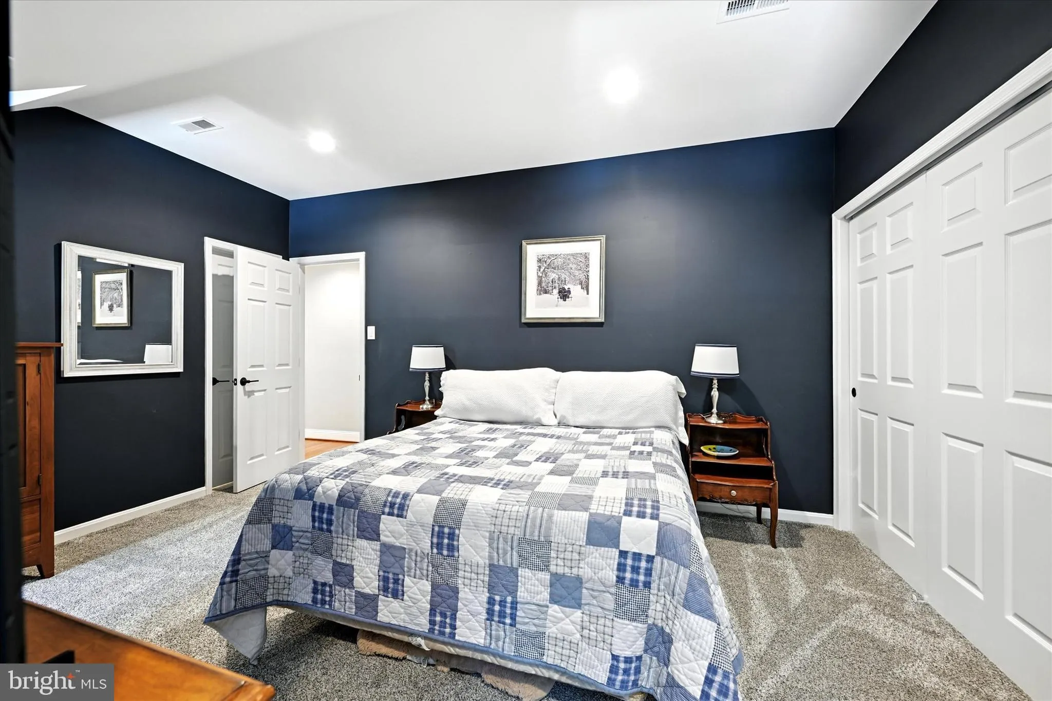 Ellicott City, Maryland 21042, United States, 5 Bedrooms Bedrooms, ,5 BathroomsBathrooms,Residential,Pending,204917