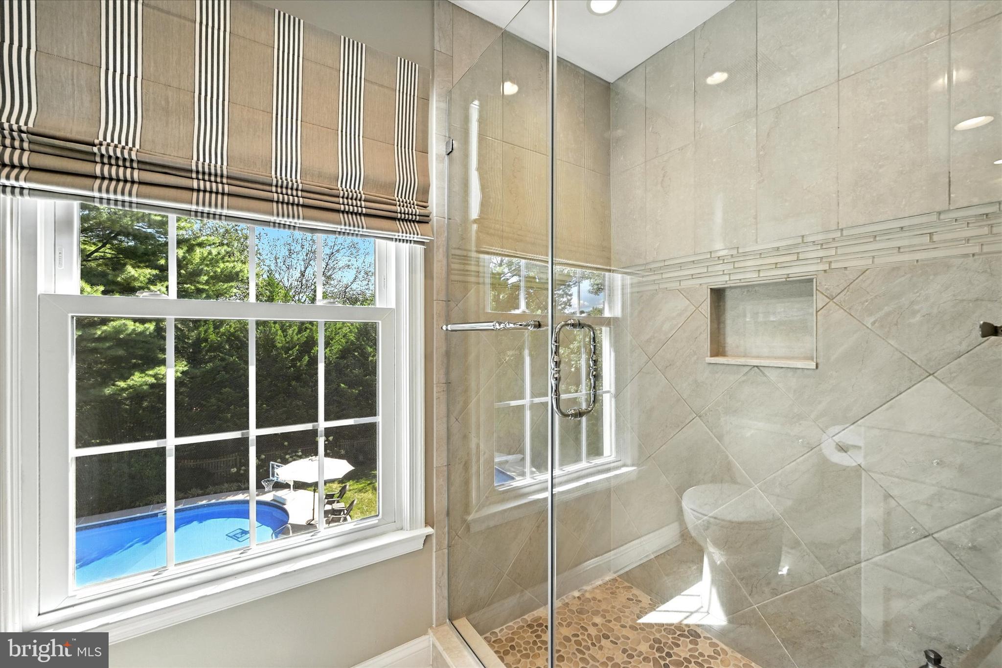 BURLEIGH MANOR - Residential