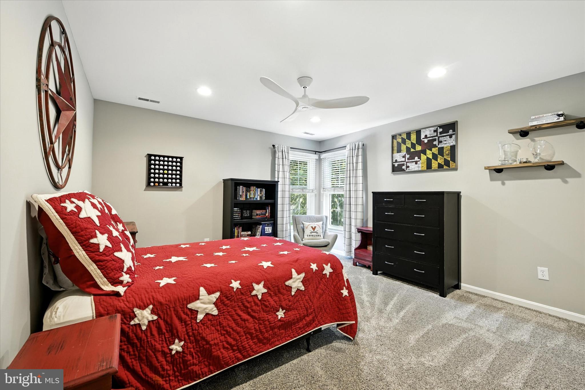 BURLEIGH MANOR - Residential