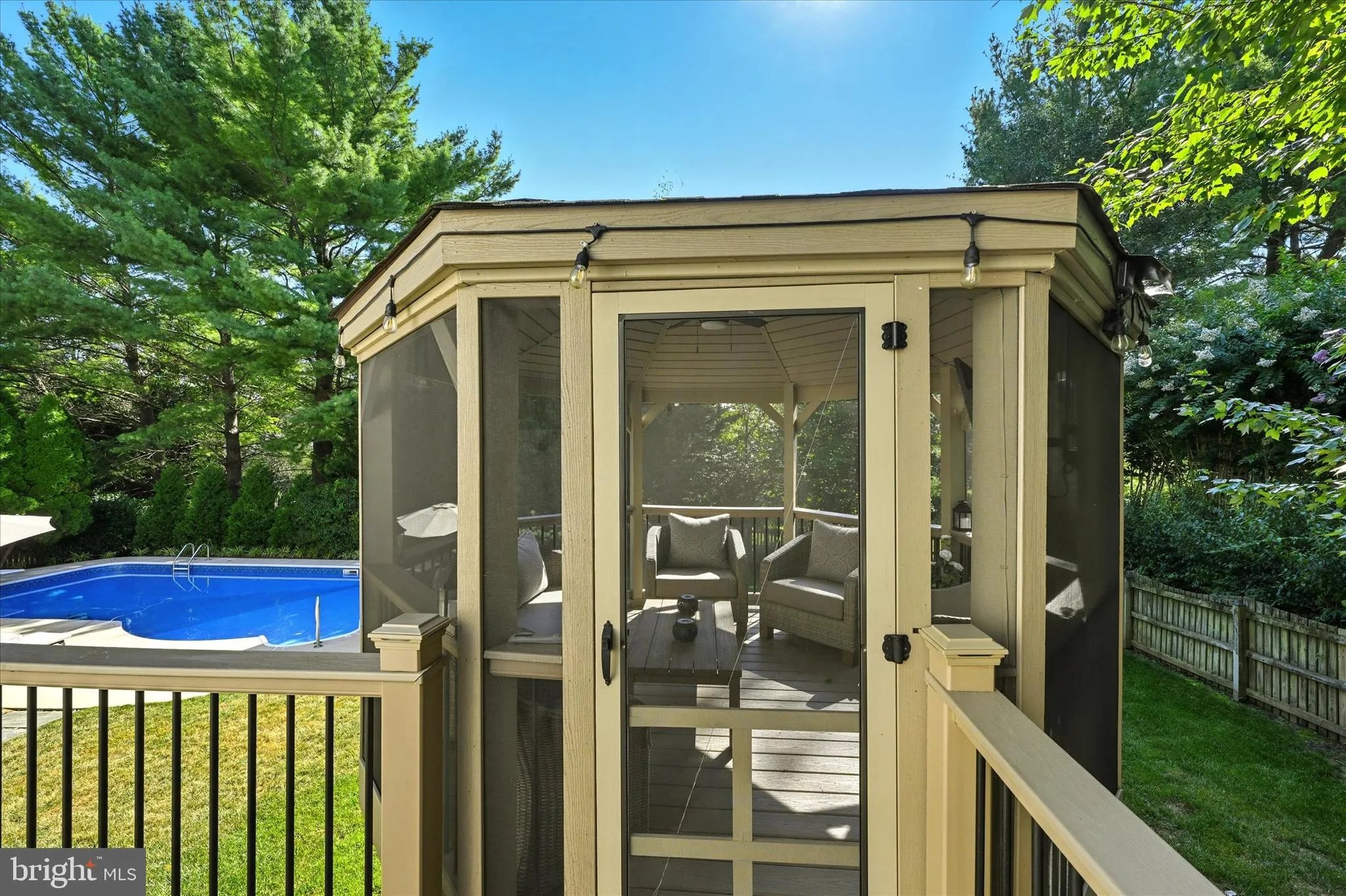 Ellicott City, Maryland 21042, United States, 5 Bedrooms Bedrooms, ,5 BathroomsBathrooms,Residential,Pending,204917