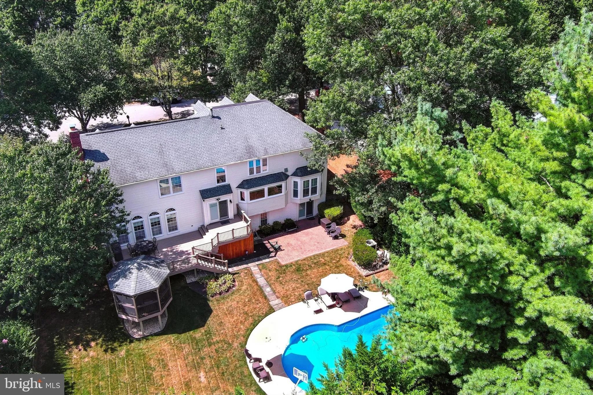 Ellicott City, Maryland 21042, United States, 5 Bedrooms Bedrooms, ,5 BathroomsBathrooms,Residential,Pending,204917