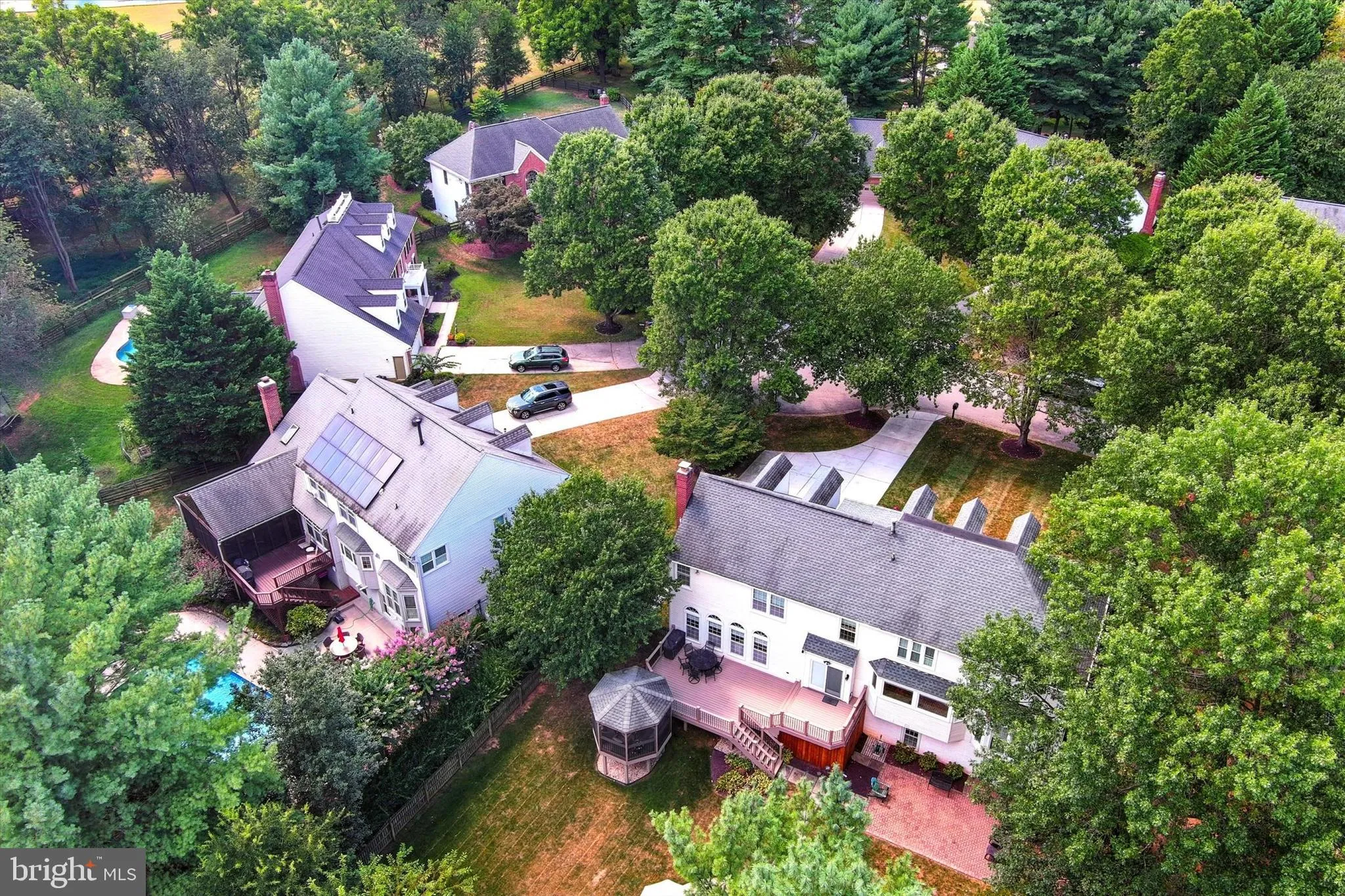 Ellicott City, Maryland 21042, United States, 5 Bedrooms Bedrooms, ,5 BathroomsBathrooms,Residential,Pending,204917