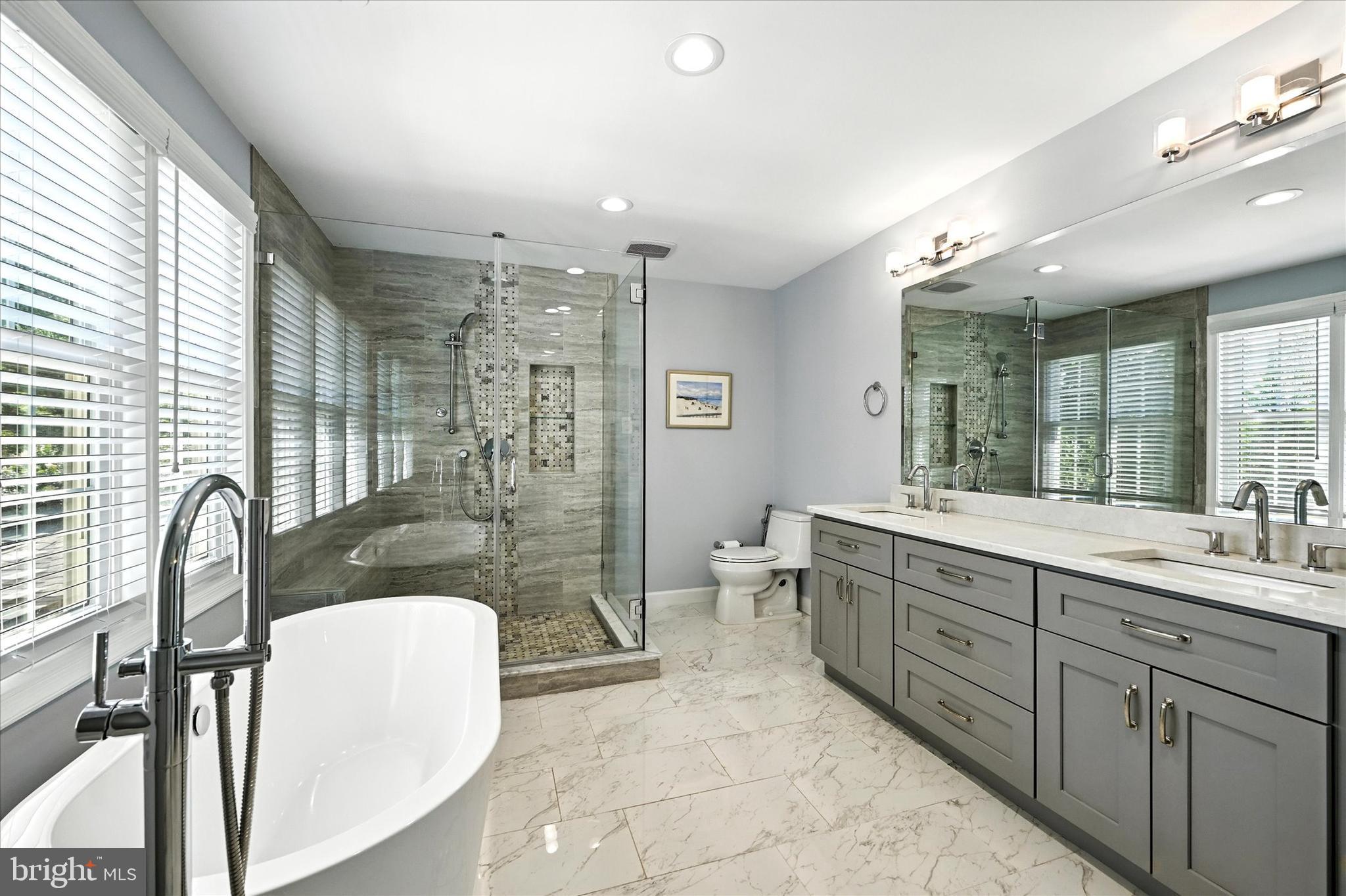 BURLEIGH MANOR - Residential