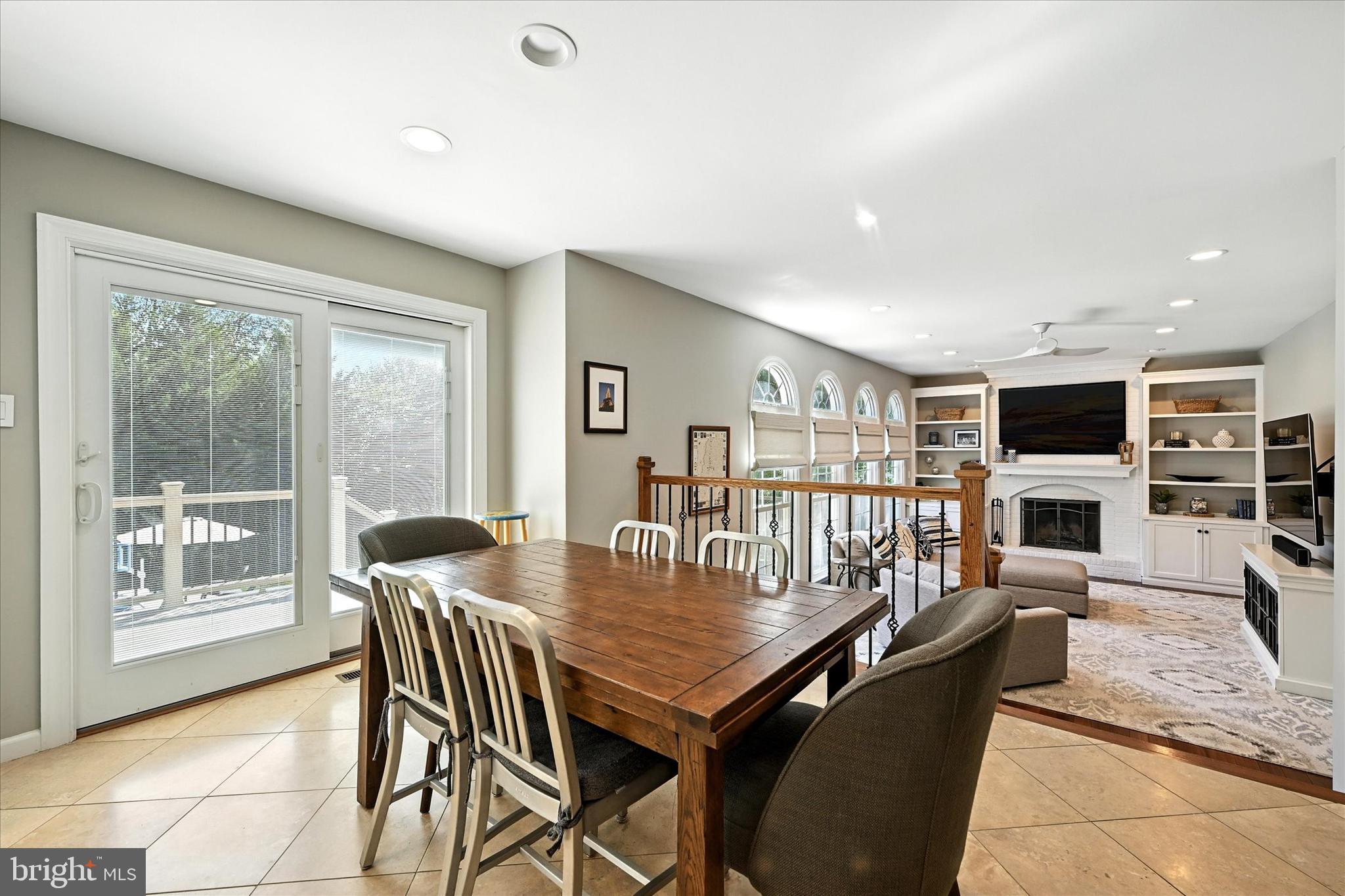 BURLEIGH MANOR - Residential