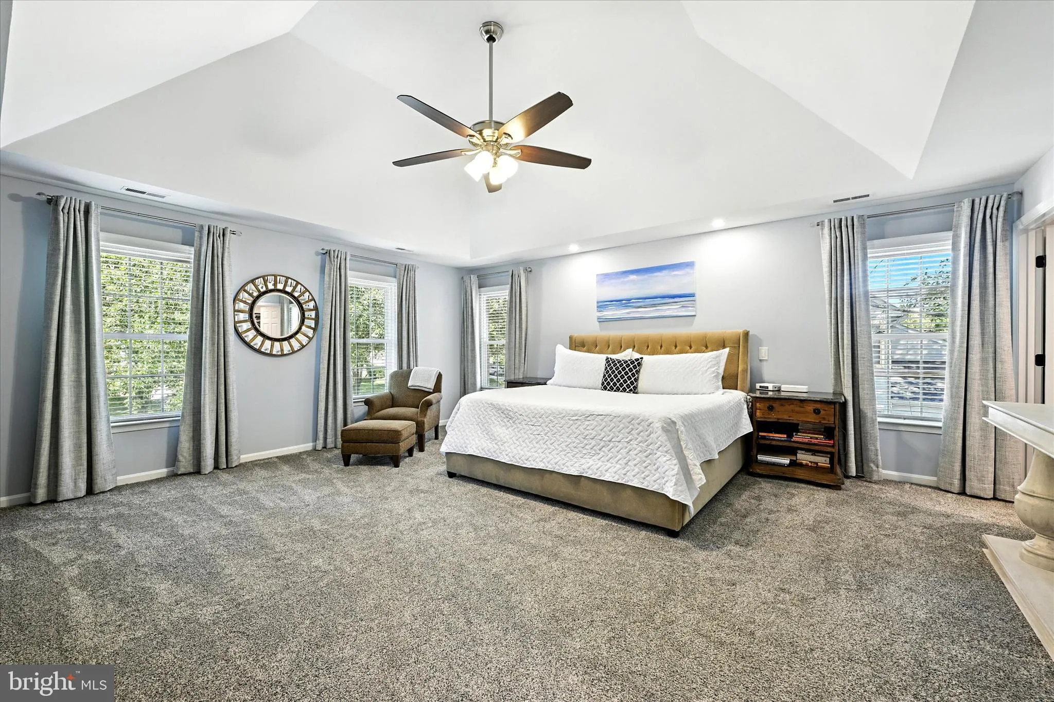 Ellicott City, Maryland 21042, United States, 5 Bedrooms Bedrooms, ,5 BathroomsBathrooms,Residential,Pending,204917