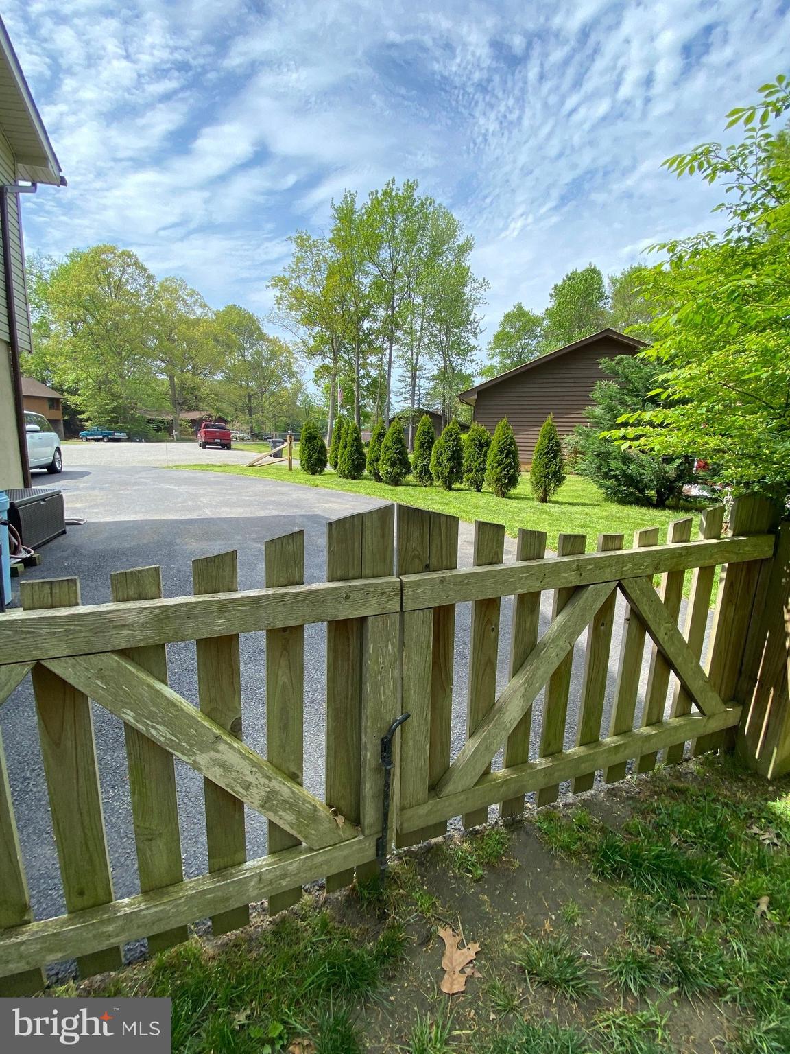 CEDAR COVE - Residential