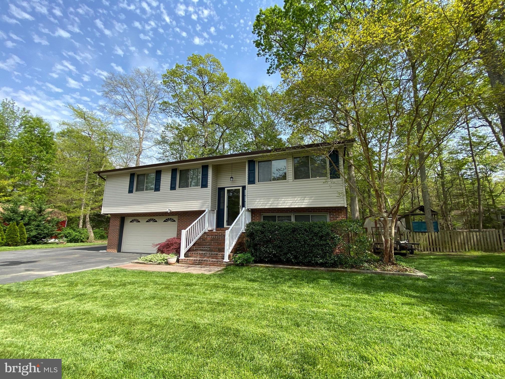 CEDAR COVE - Residential