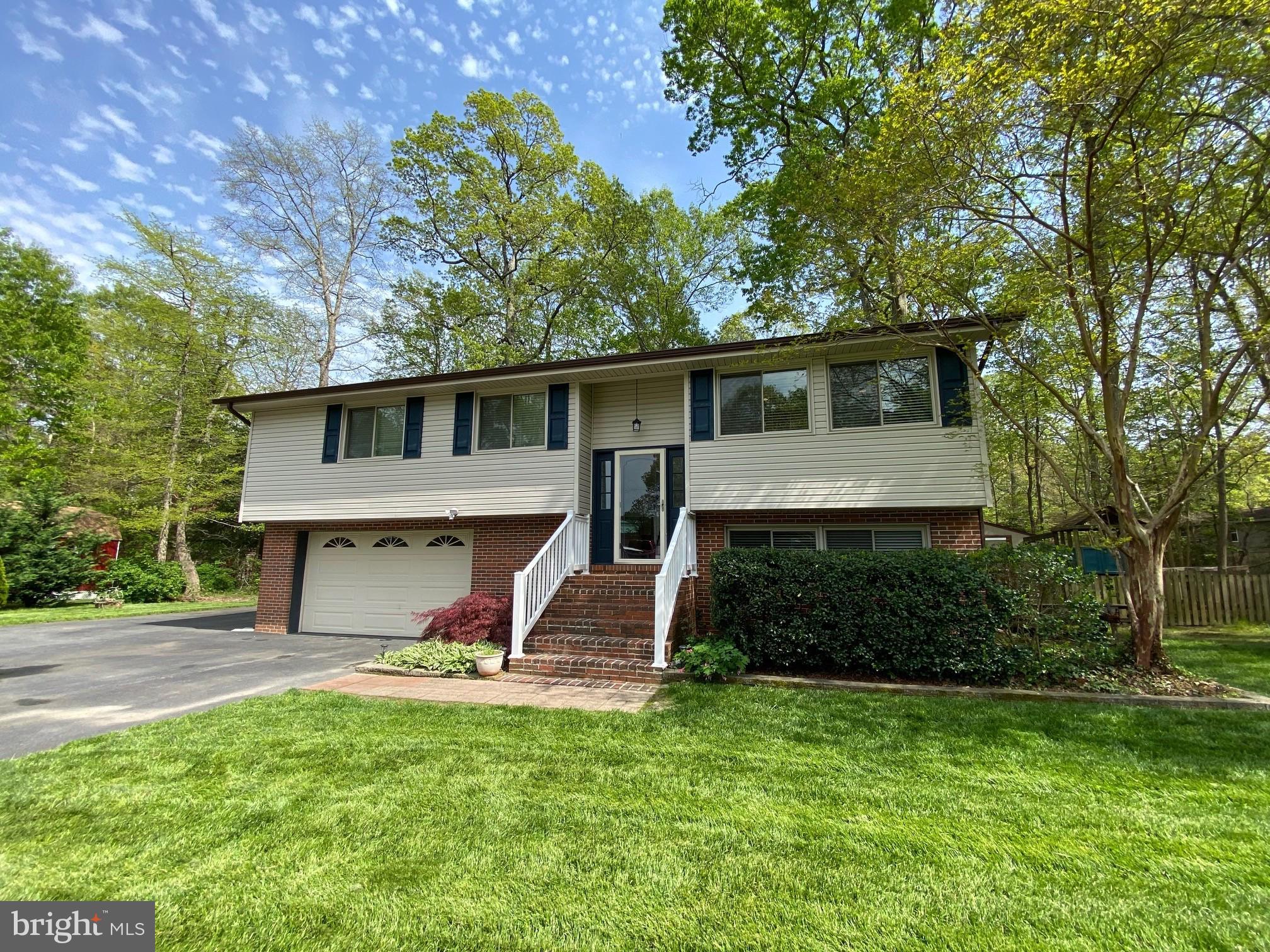 CEDAR COVE - Residential