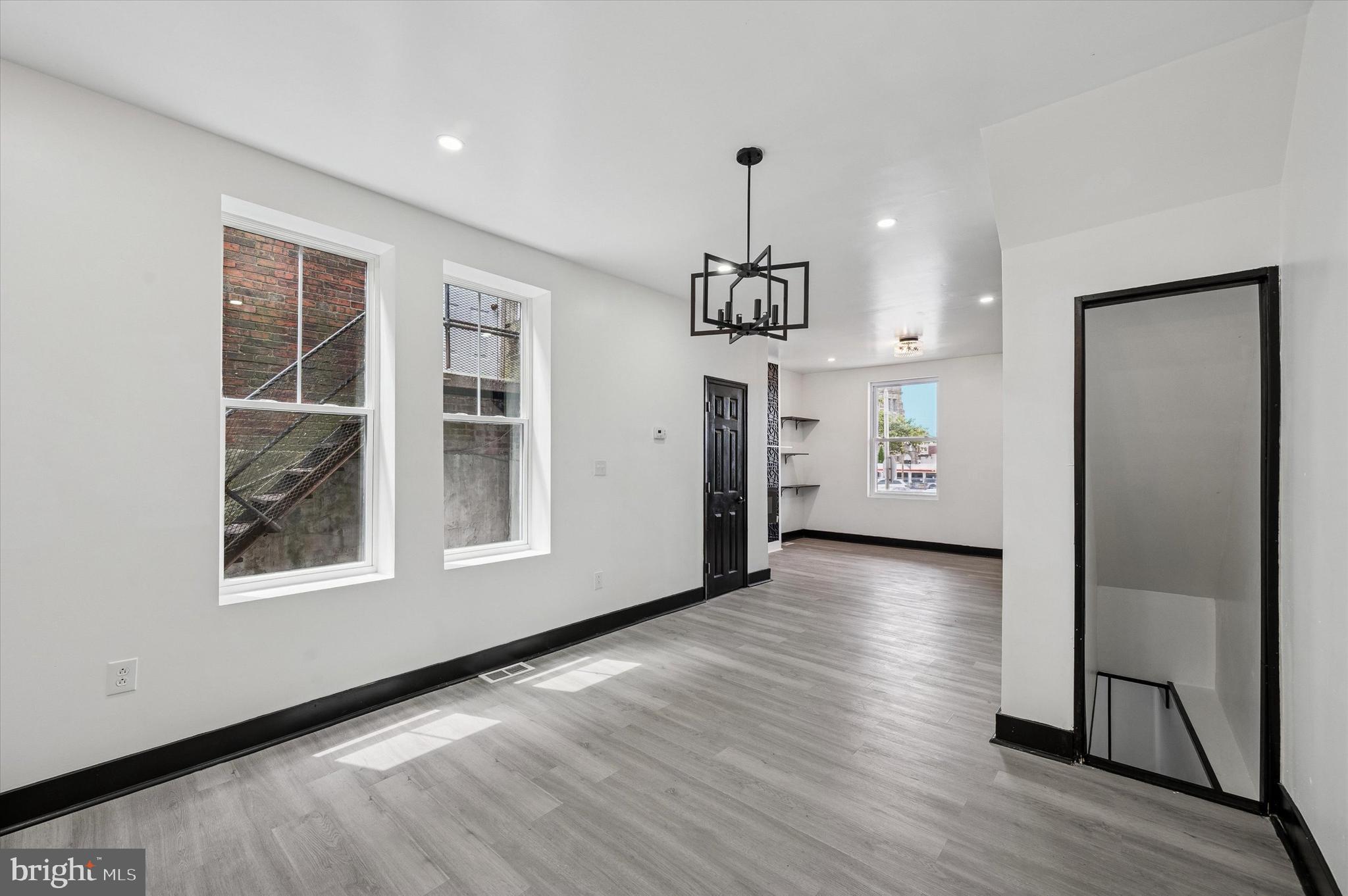 OVERBROOK - Residential