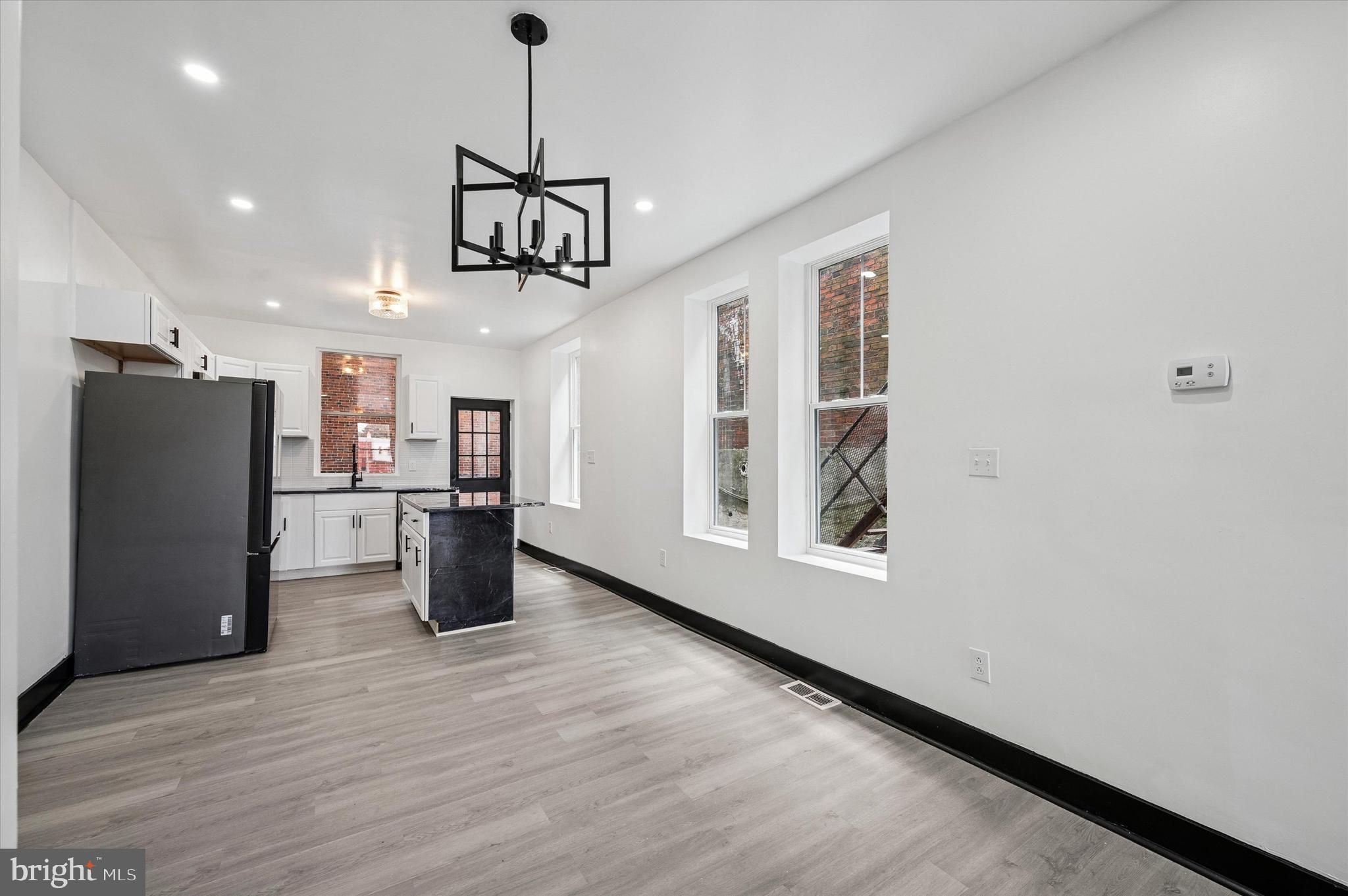 OVERBROOK - Residential