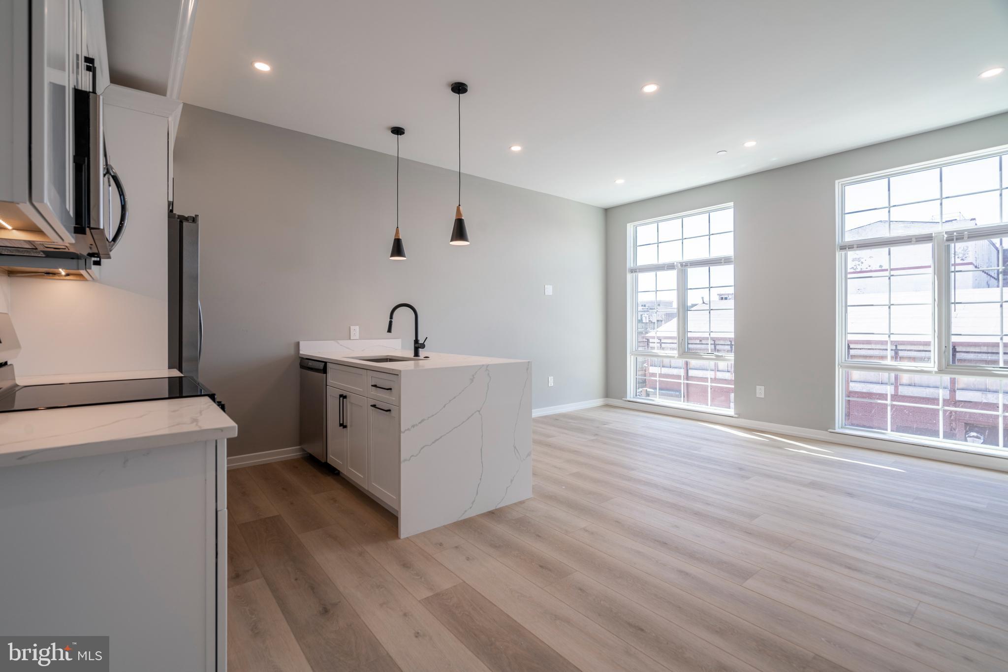 GRADUATE HOSPITAL - Residential Lease