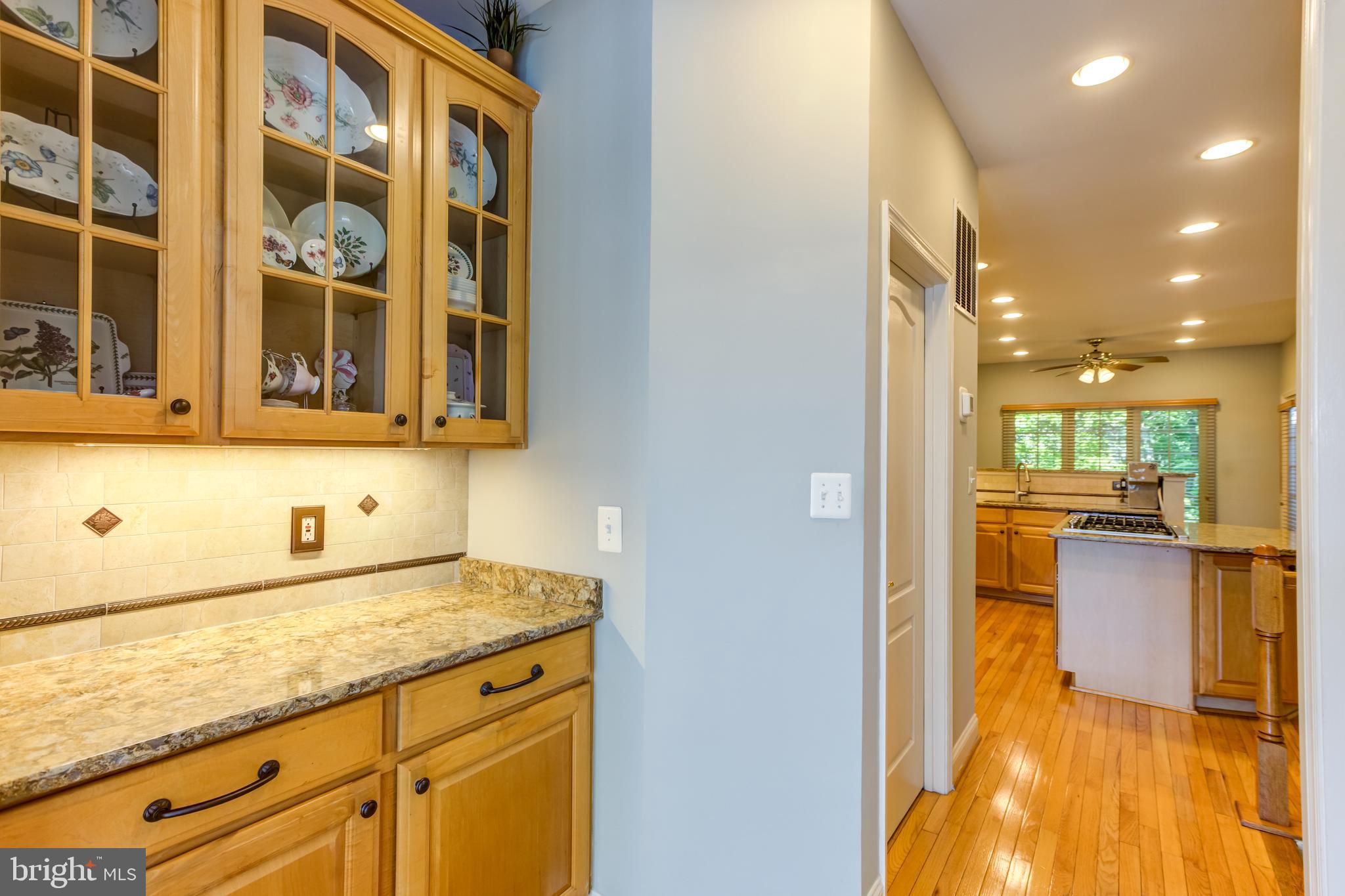 FAIRFAX CENTER LANDBAY - Residential