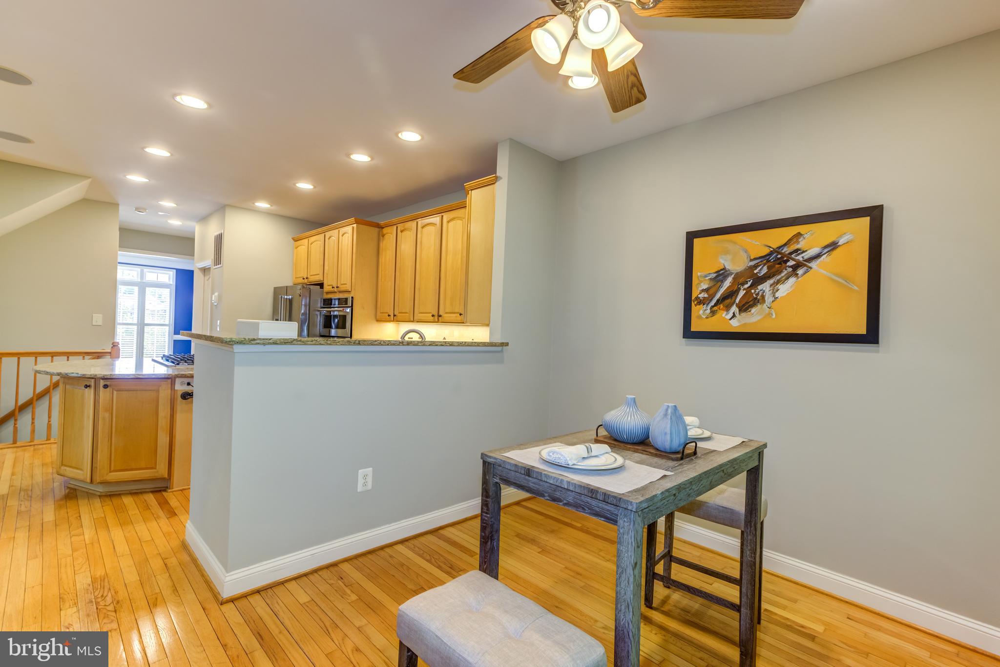 FAIRFAX CENTER LANDBAY - Residential