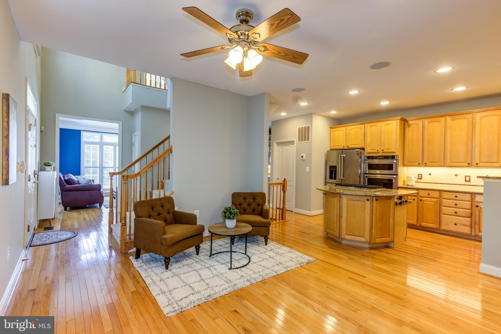 FAIRFAX CENTER LANDBAY - Residential