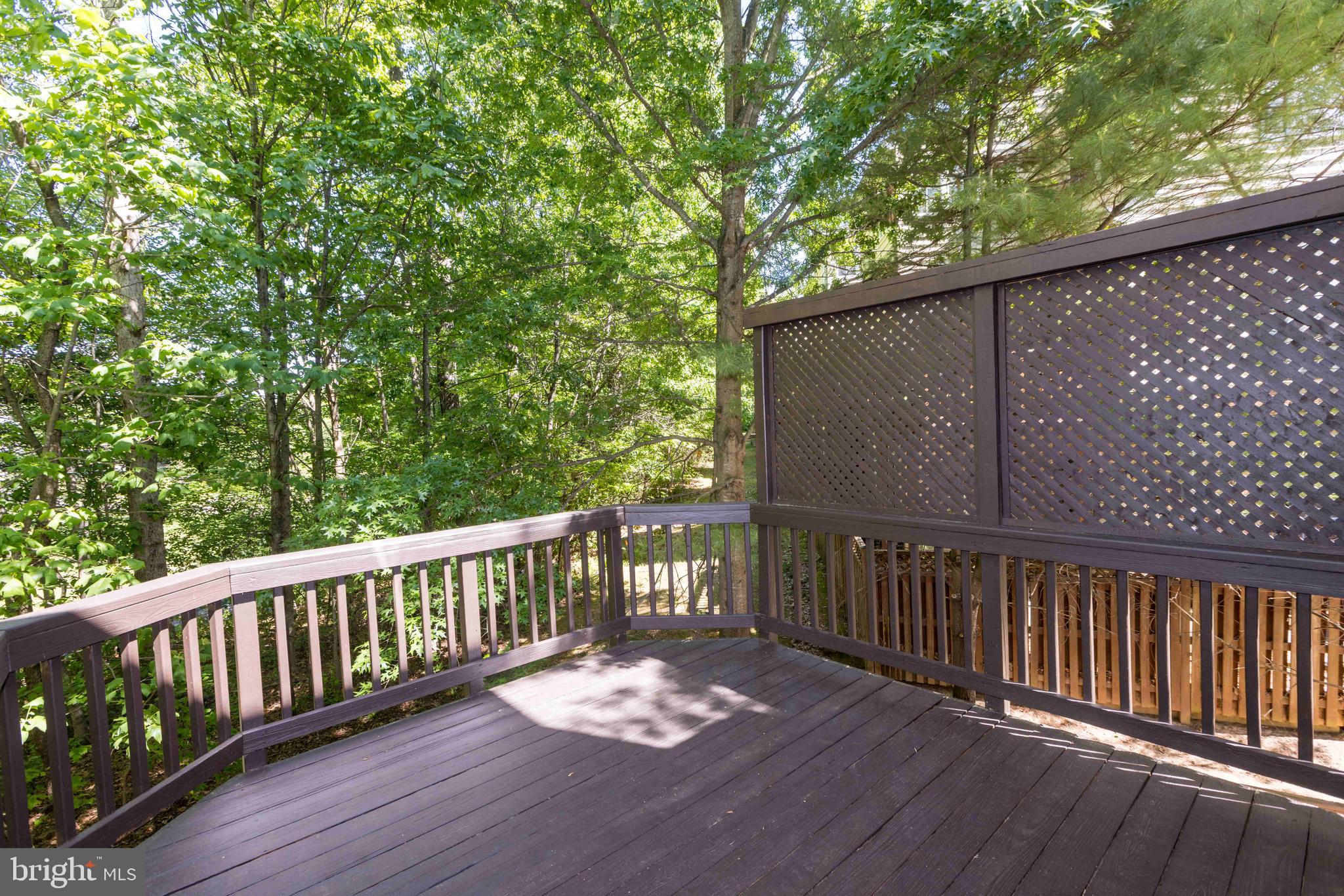 FAIRFAX CENTER LANDBAY - Residential